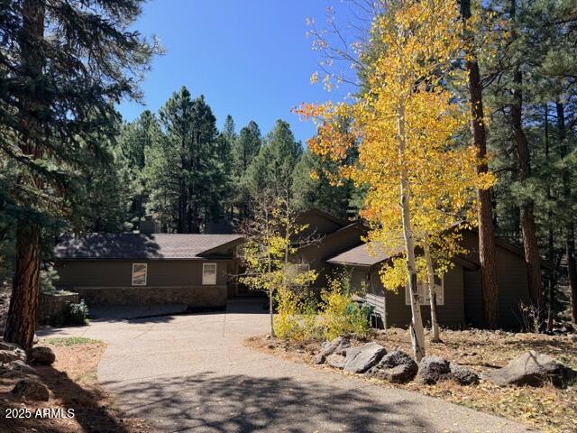 2777 BEAR HOWARD --