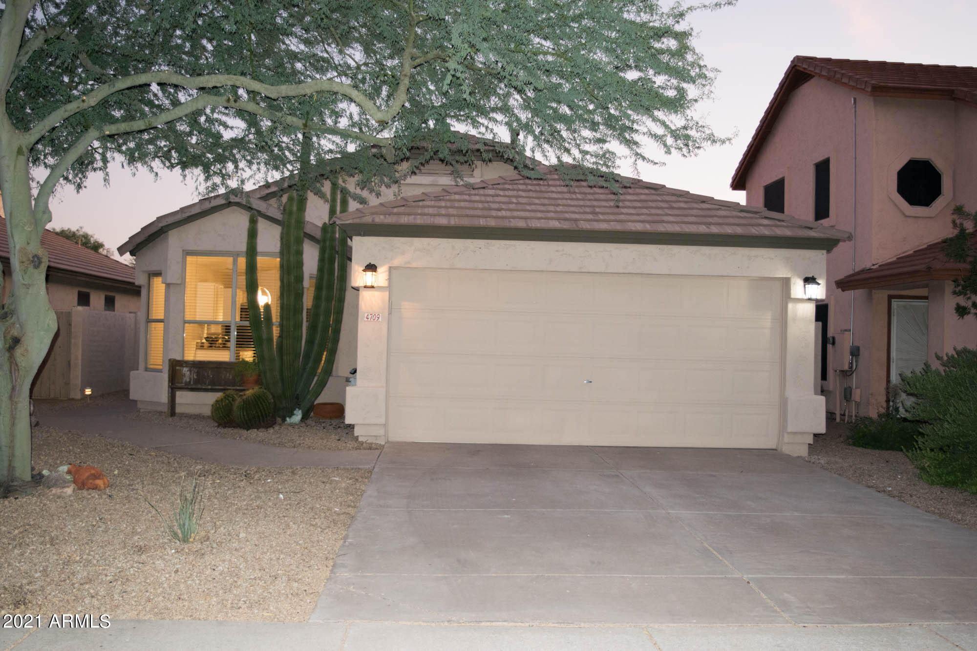 4709 E Abraham Lane