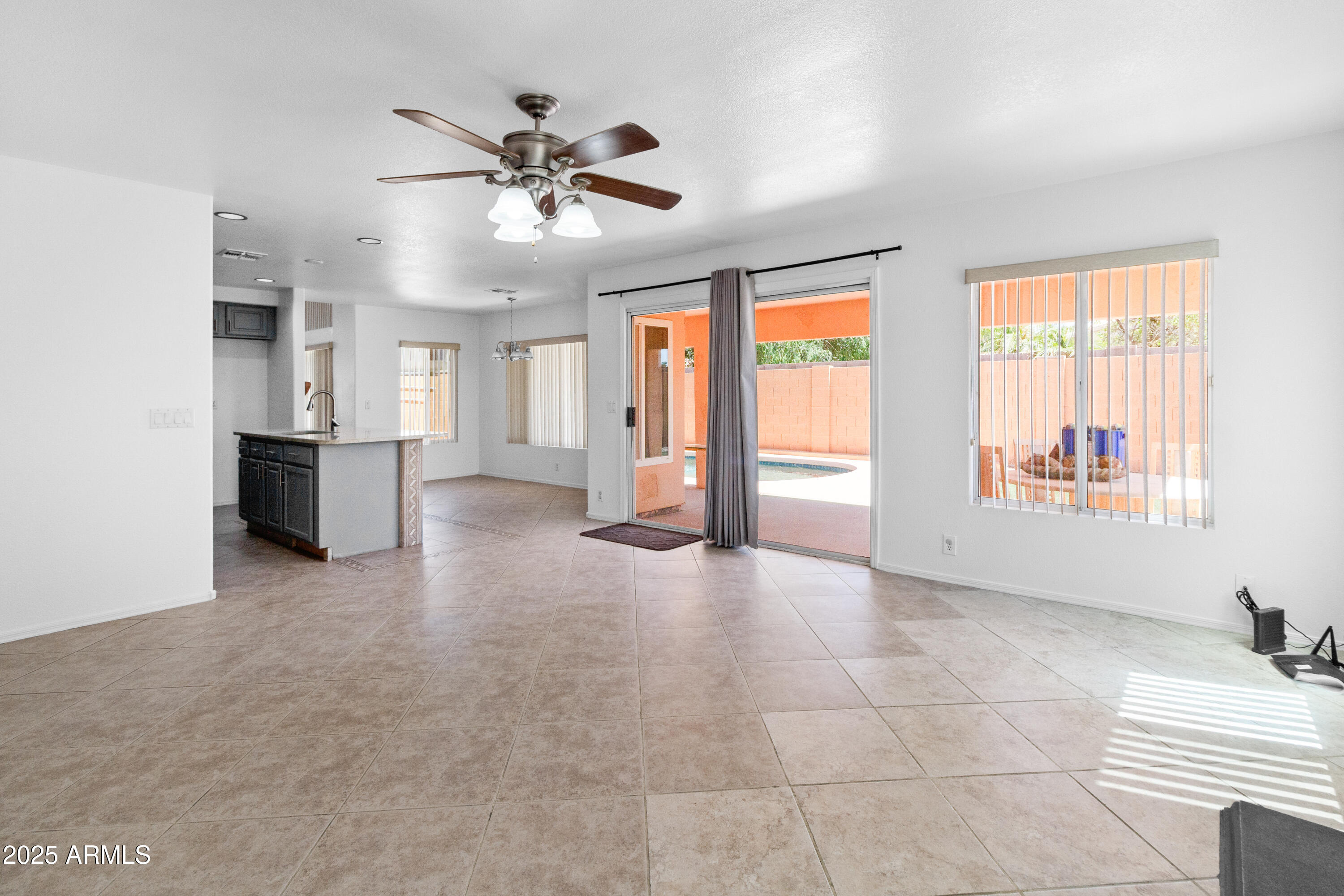 7767 W SIERRA VISTA Drive