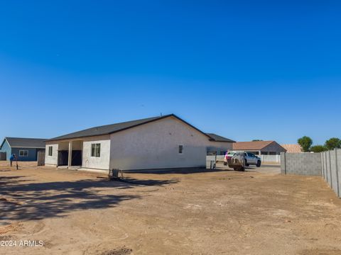 A home in Arizona City