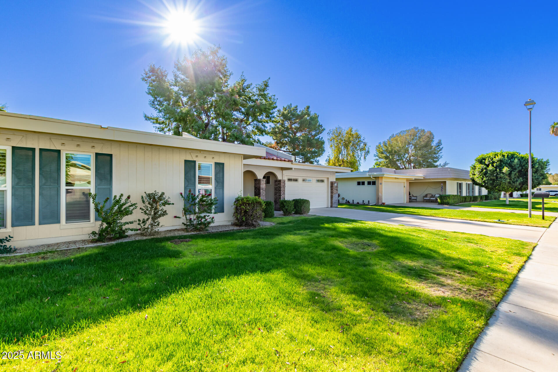 10105 W HIGHWOOD Lane