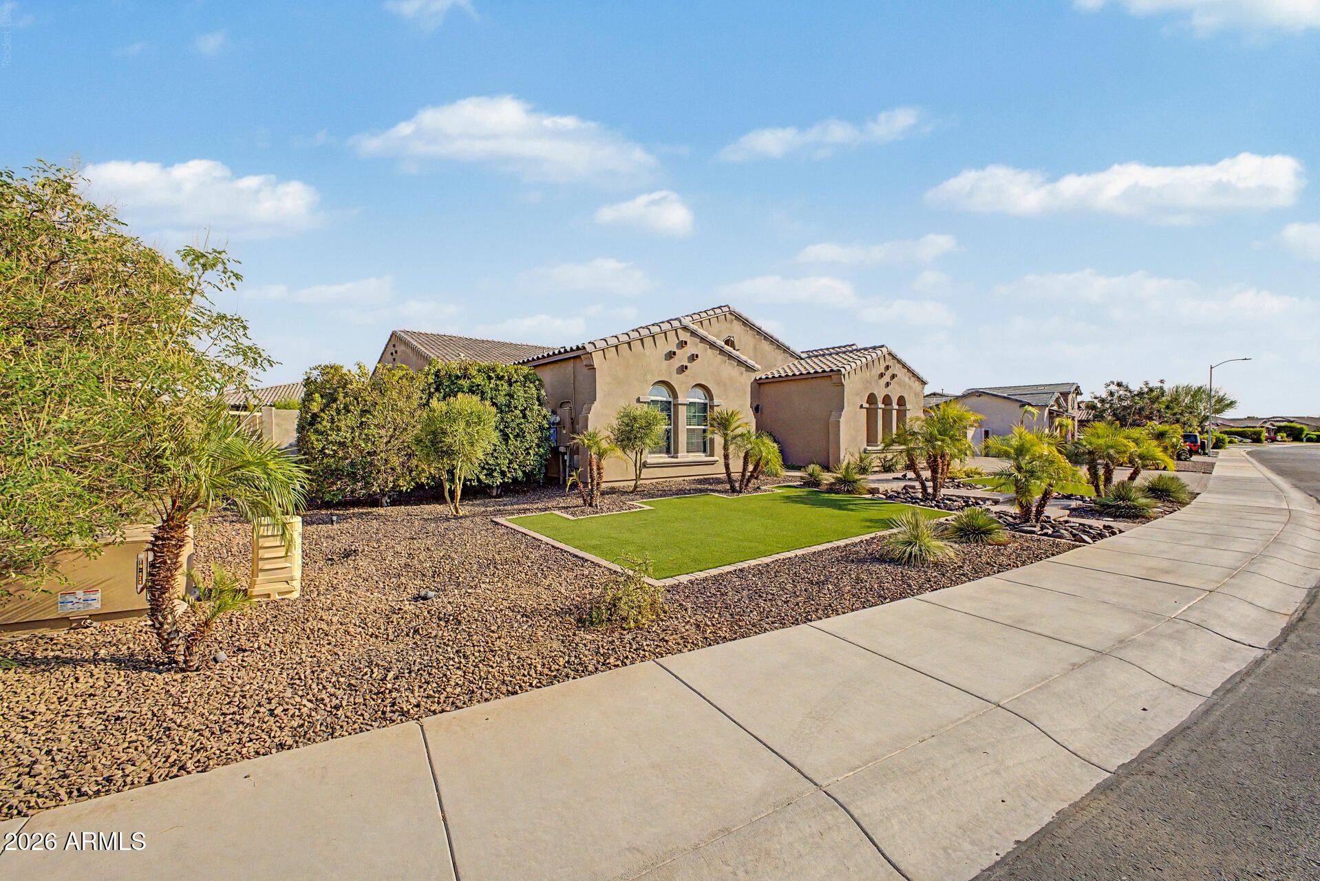 9237 W PARKSIDE Lane
