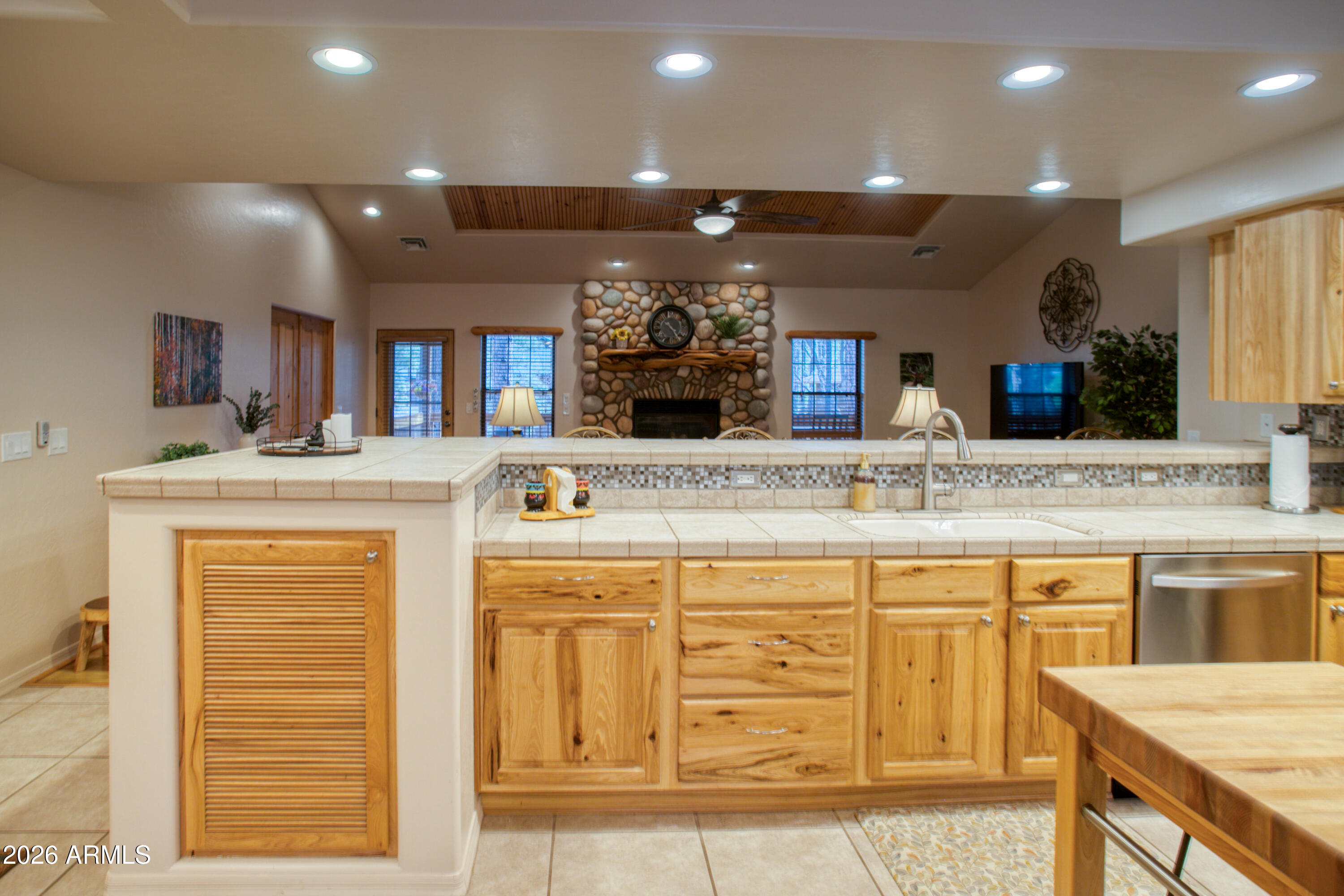 HIGH COUNTRY VILLAGE CONDOMINIUM - Residential