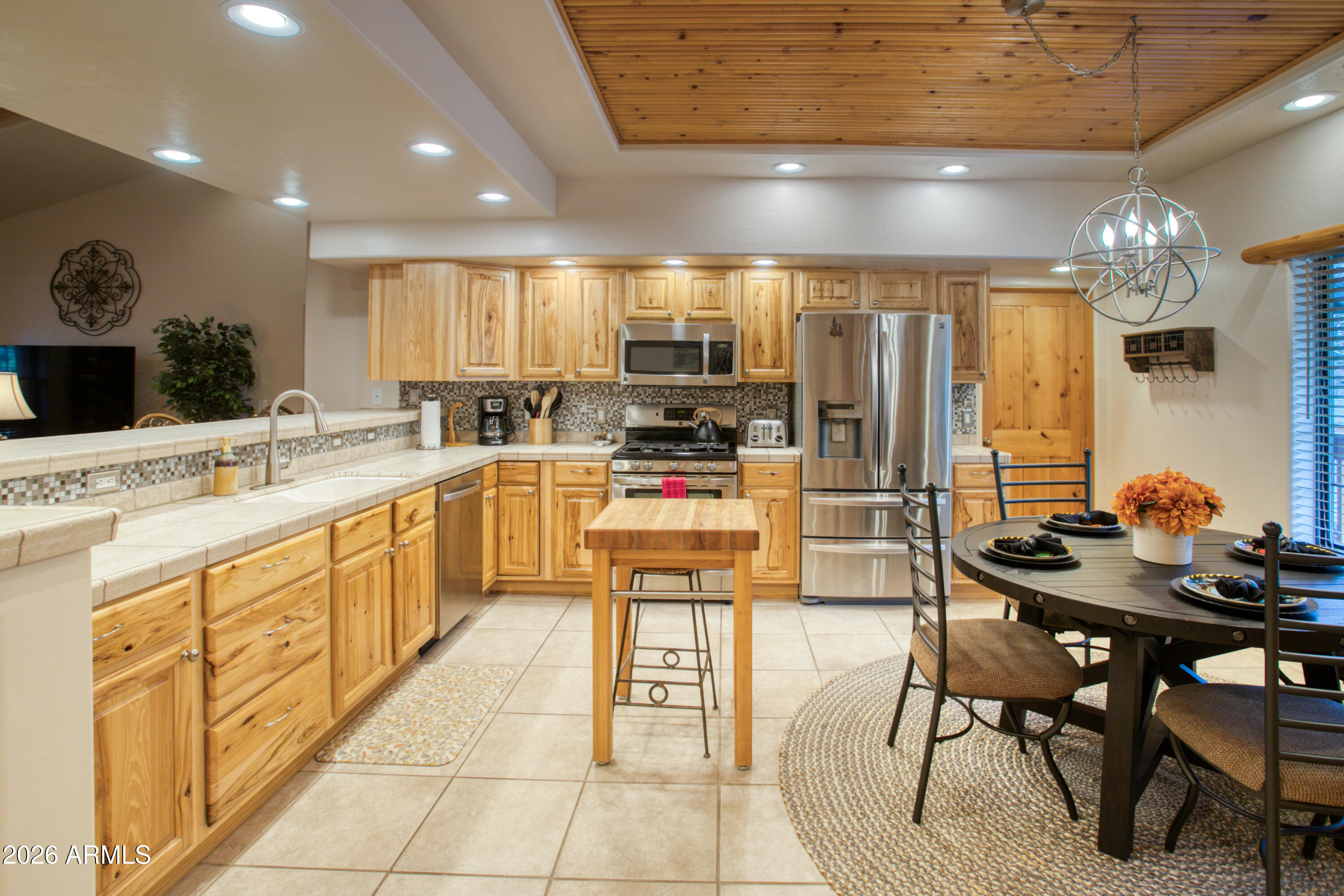 HIGH COUNTRY VILLAGE CONDOMINIUM - Residential