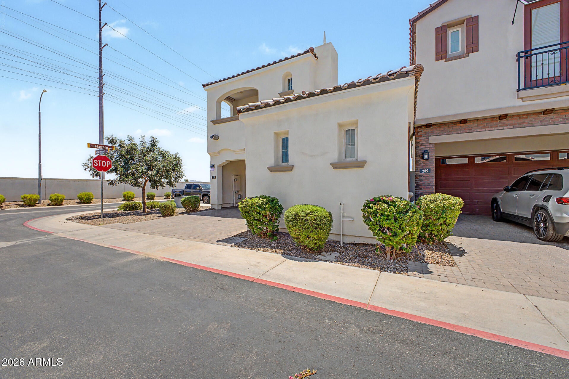 291 E MARKWOOD Drive