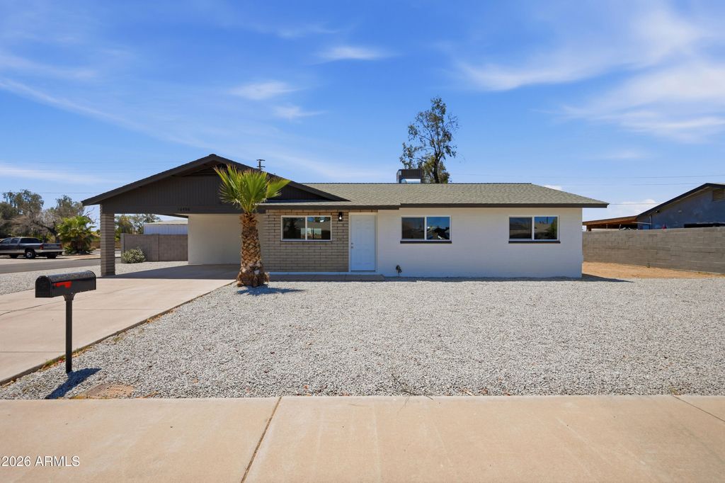 Photo of 16406 N 50th Drive, Glendale, AZ 85306 (MLS # 7039405)
