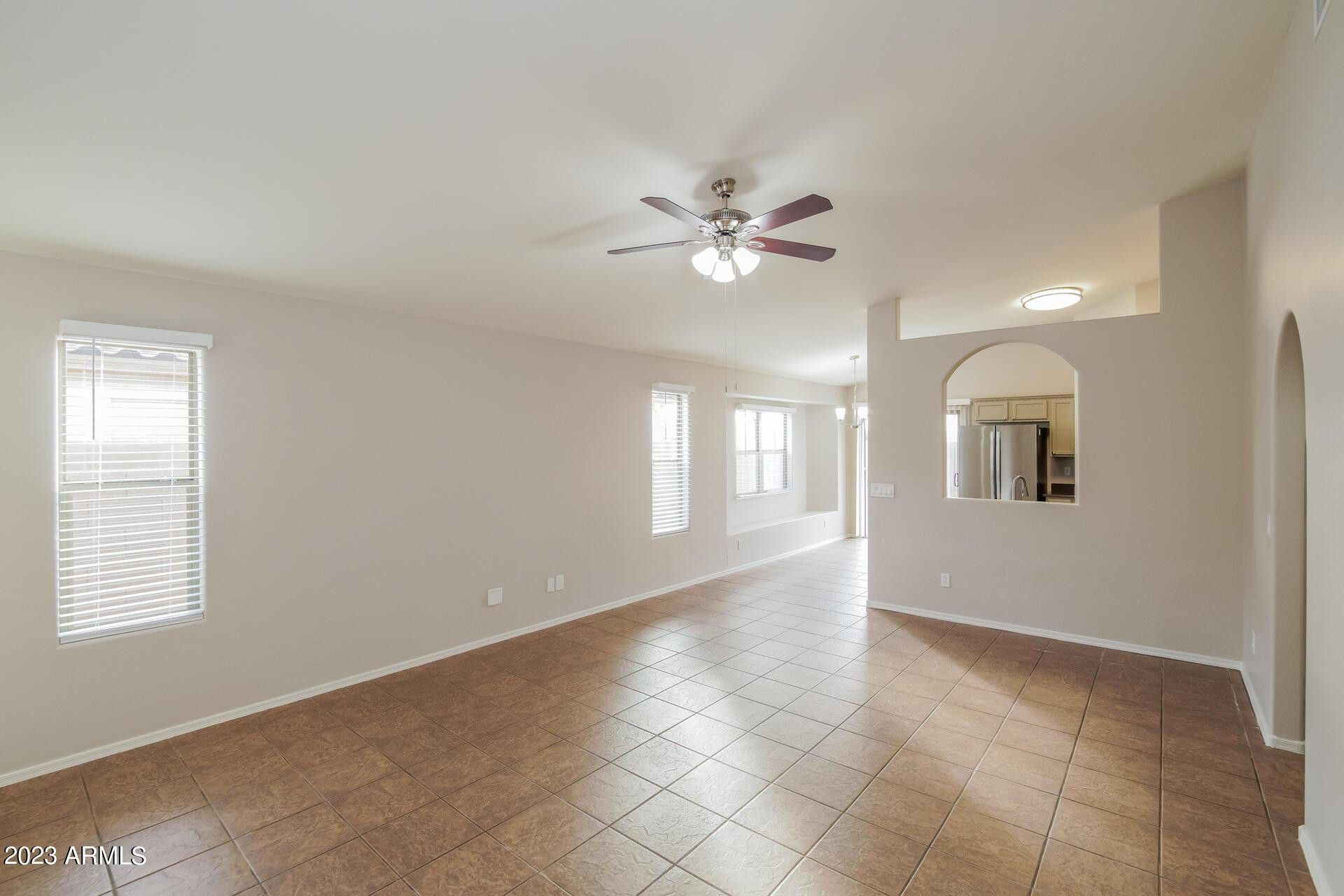 25279 W Parkside Lane S