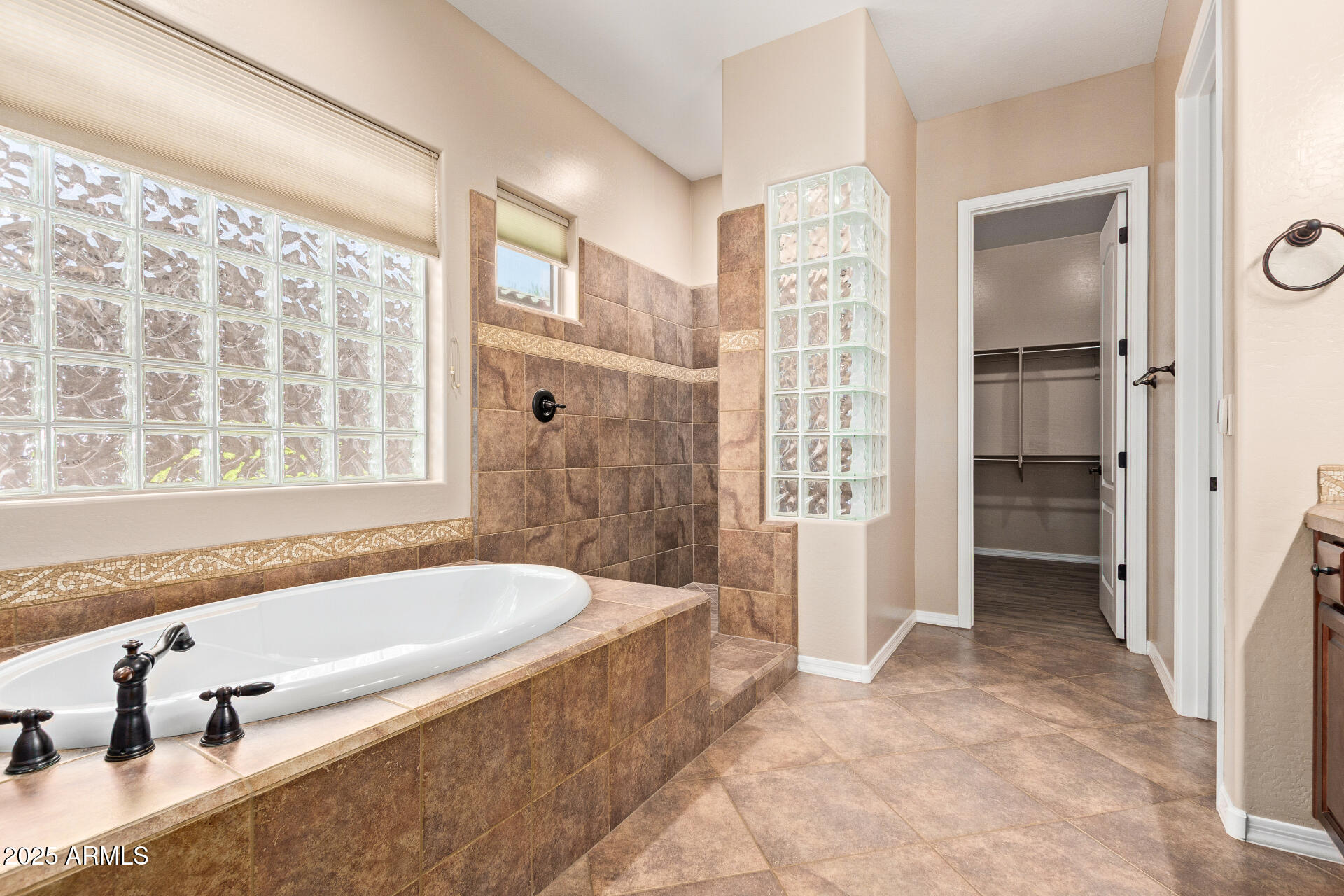 12481 W MILTON Drive