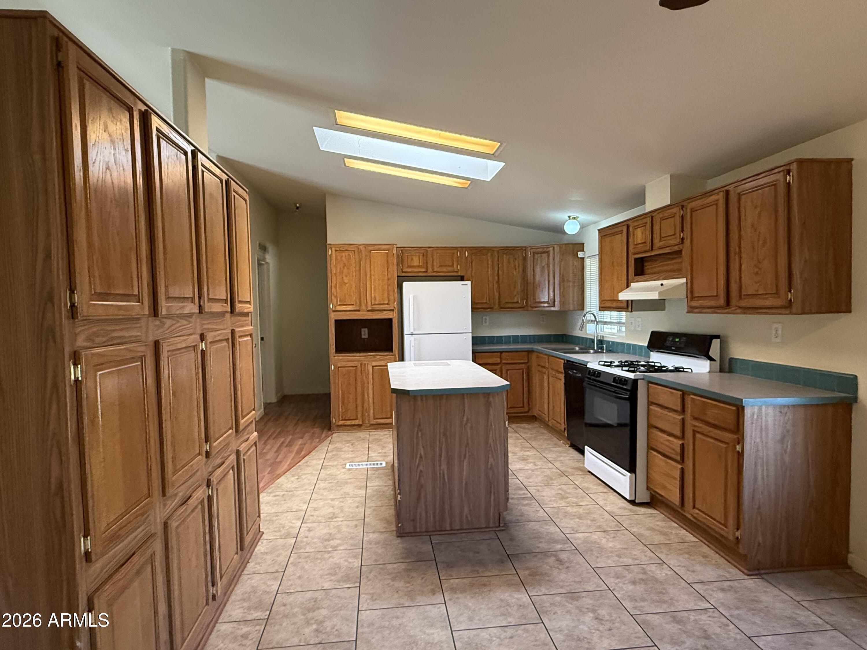 GREATER SAN PEDRO RANCHES - Residential