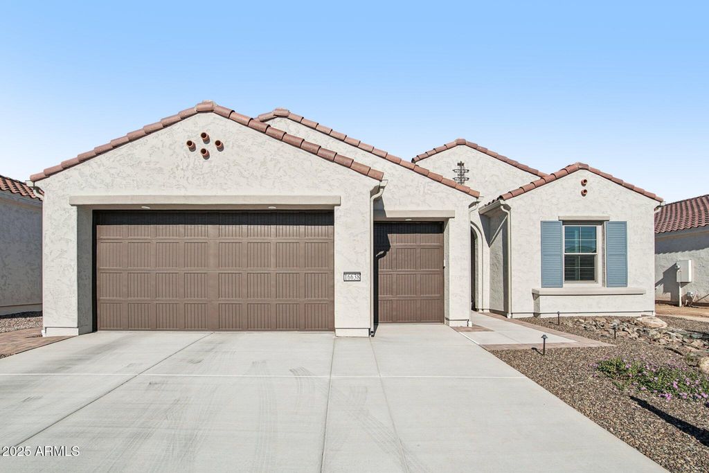 Photo of 16638 W Monterey Way, Goodyear, AZ 85395 (MLS # 6950810)