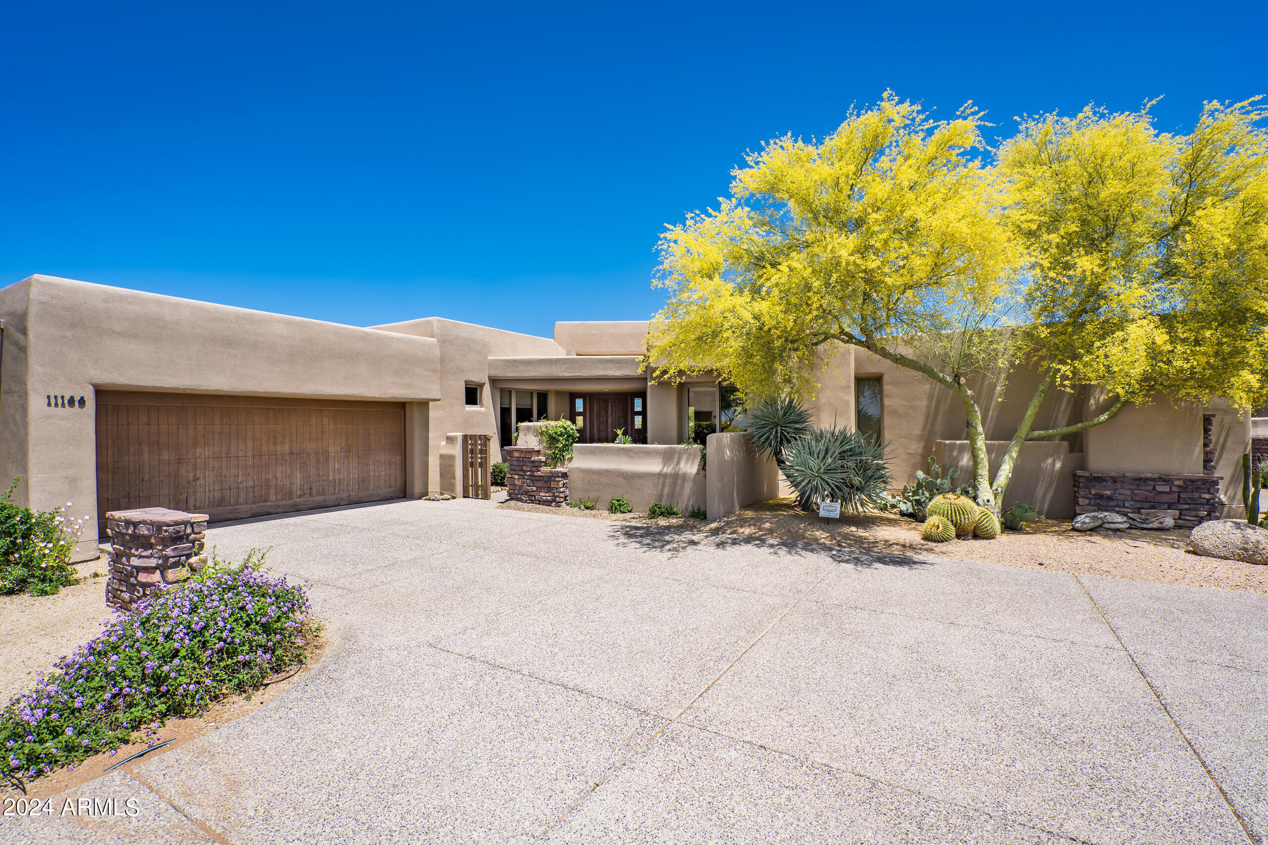 11166 E PROSPECT POINT Drive