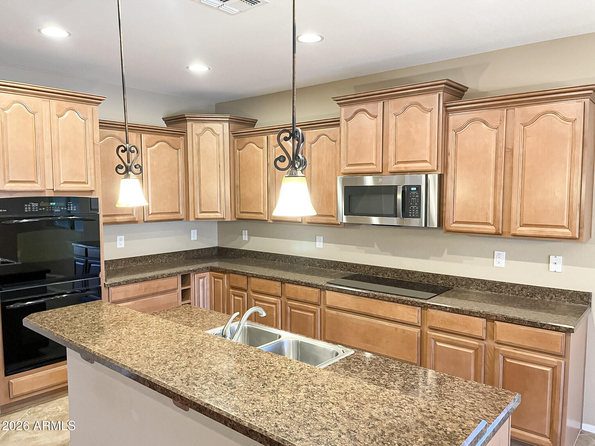 Properties 4 668 W STANLEY Avenue