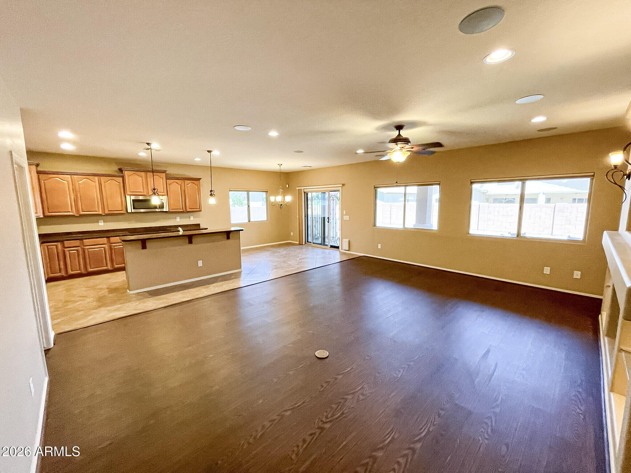 Properties 3 668 W STANLEY Avenue