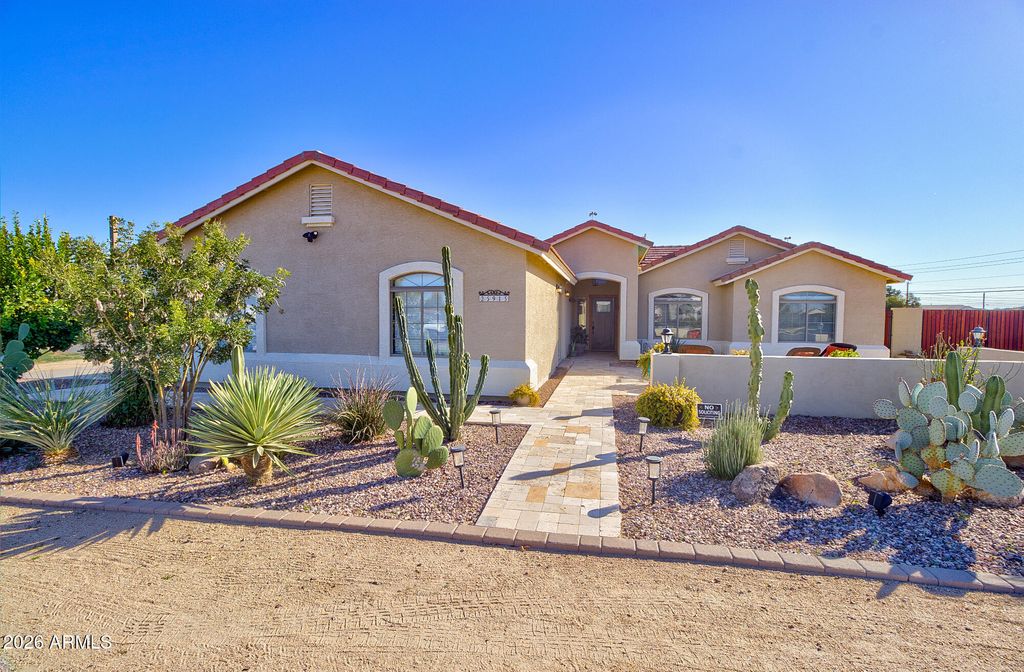 Photo of 25915 S 198th Street, Queen Creek, AZ 85142 (MLS # 6979270)