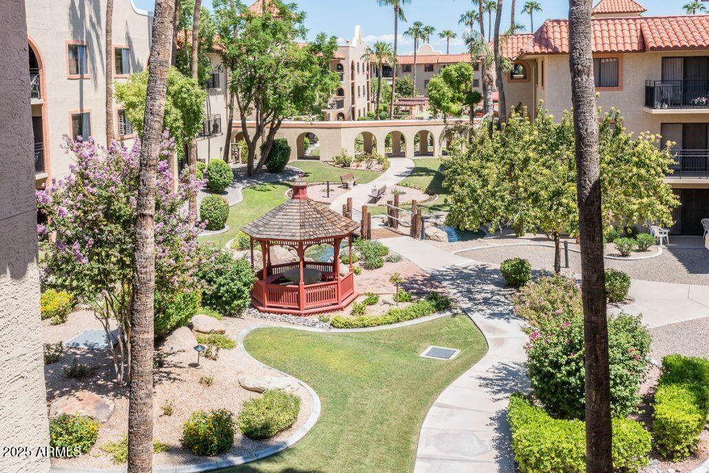 10330 W THUNDERBIRD Boulevard C219