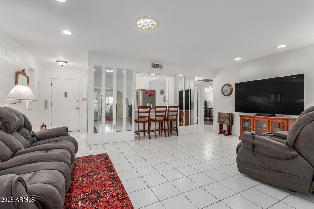 Photo of 10219 W Snead Circle S, Sun City, AZ 85351 (MLS # 6902943)