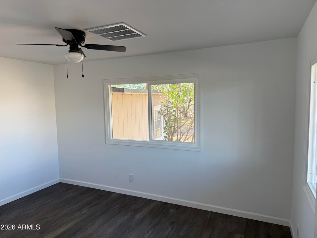Photo of 512 E Mahoney Avenue, Buckeye, AZ 85326 (MLS # 7015290)