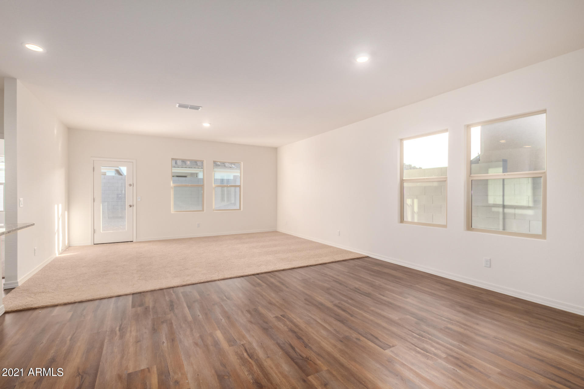 19585 W ANNIKA Drive