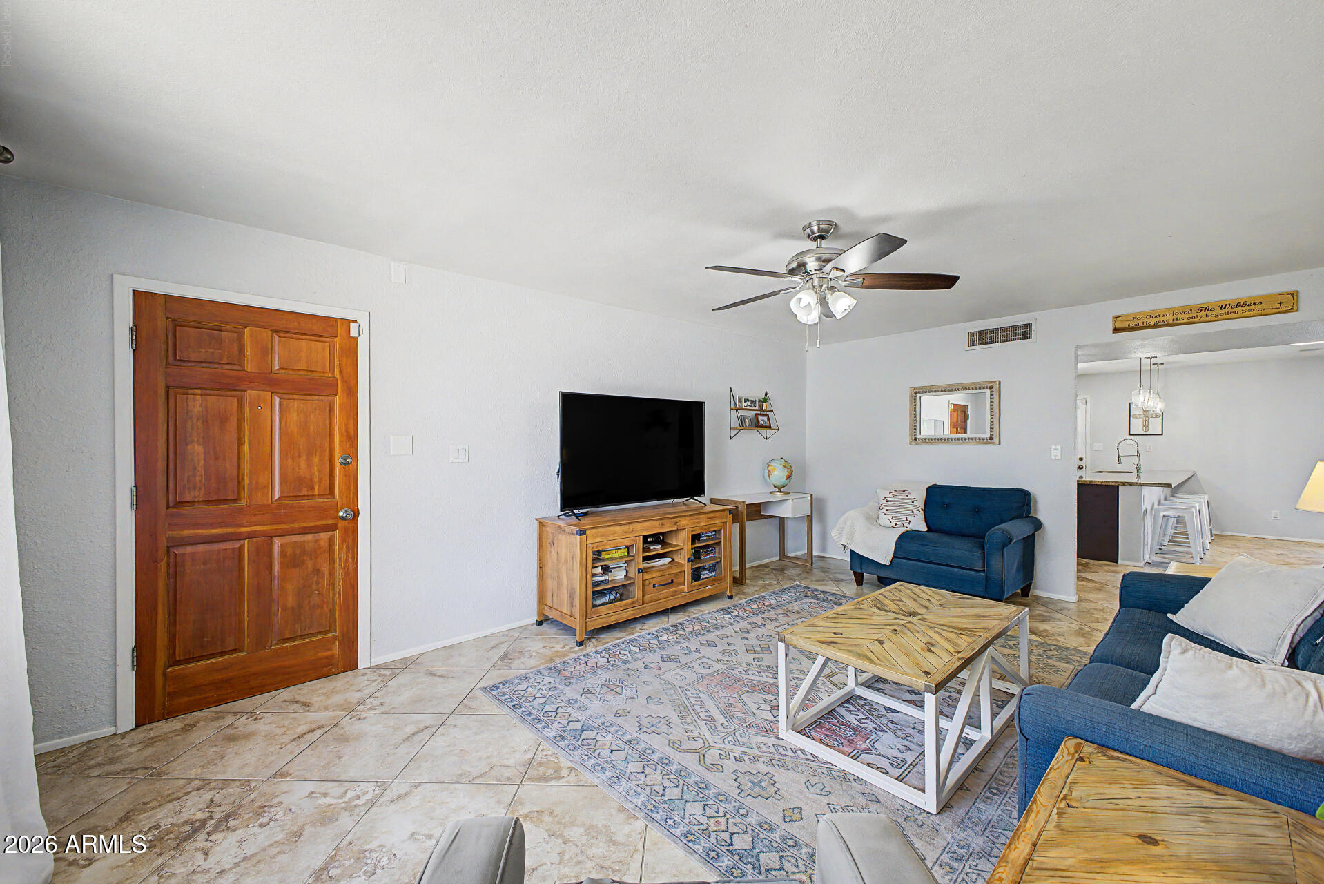 1937 E FREMONT Drive