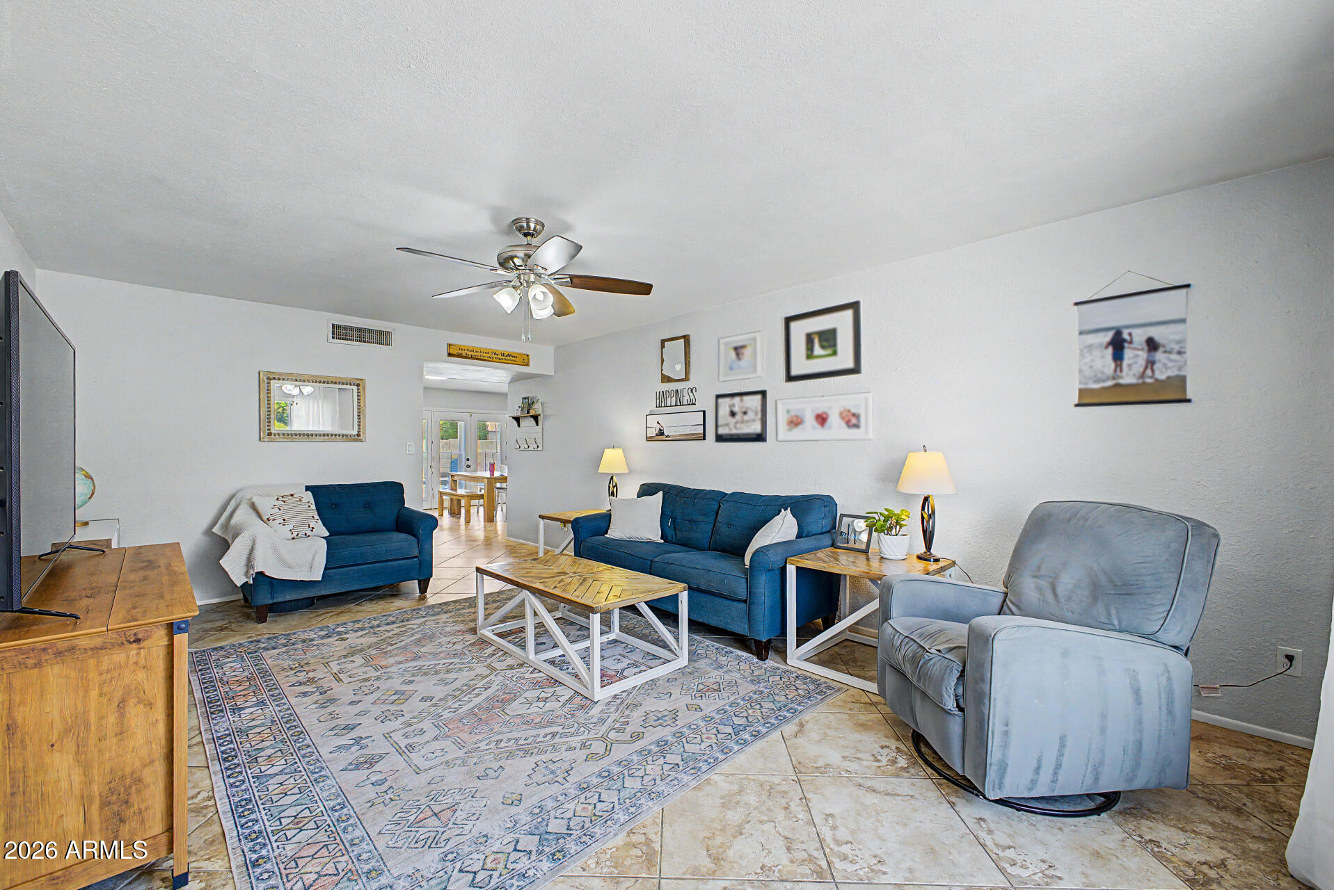 1937 E FREMONT Drive