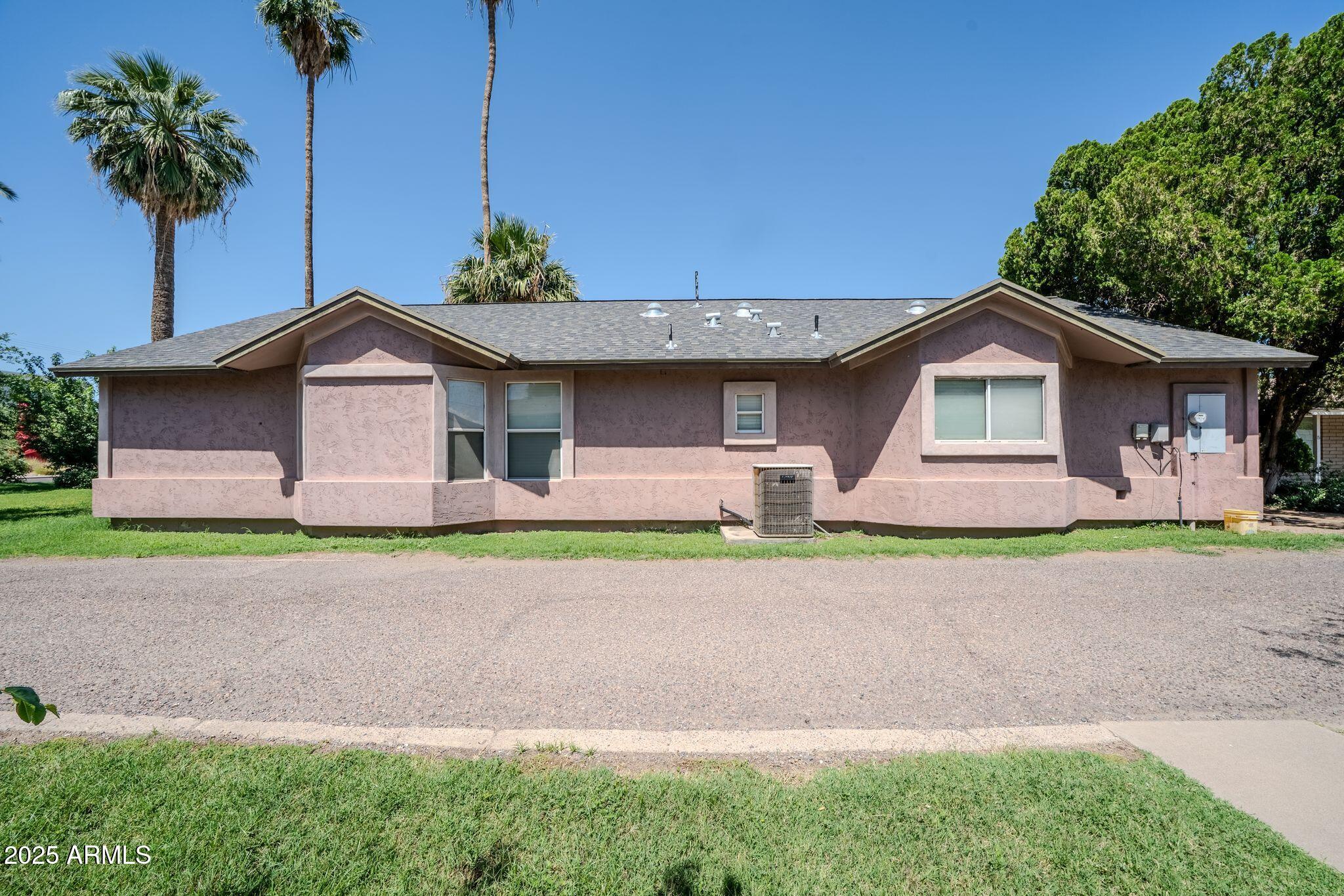 734 & 740 E MARYLAND Avenue