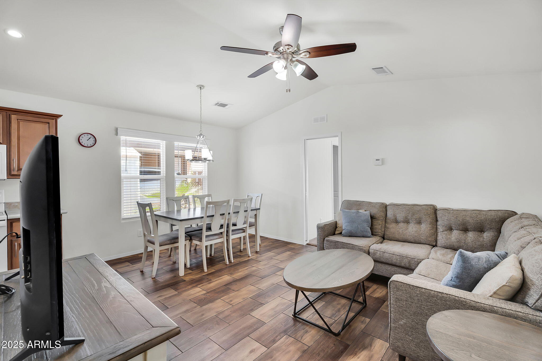 8865 E BASELINE Road 802