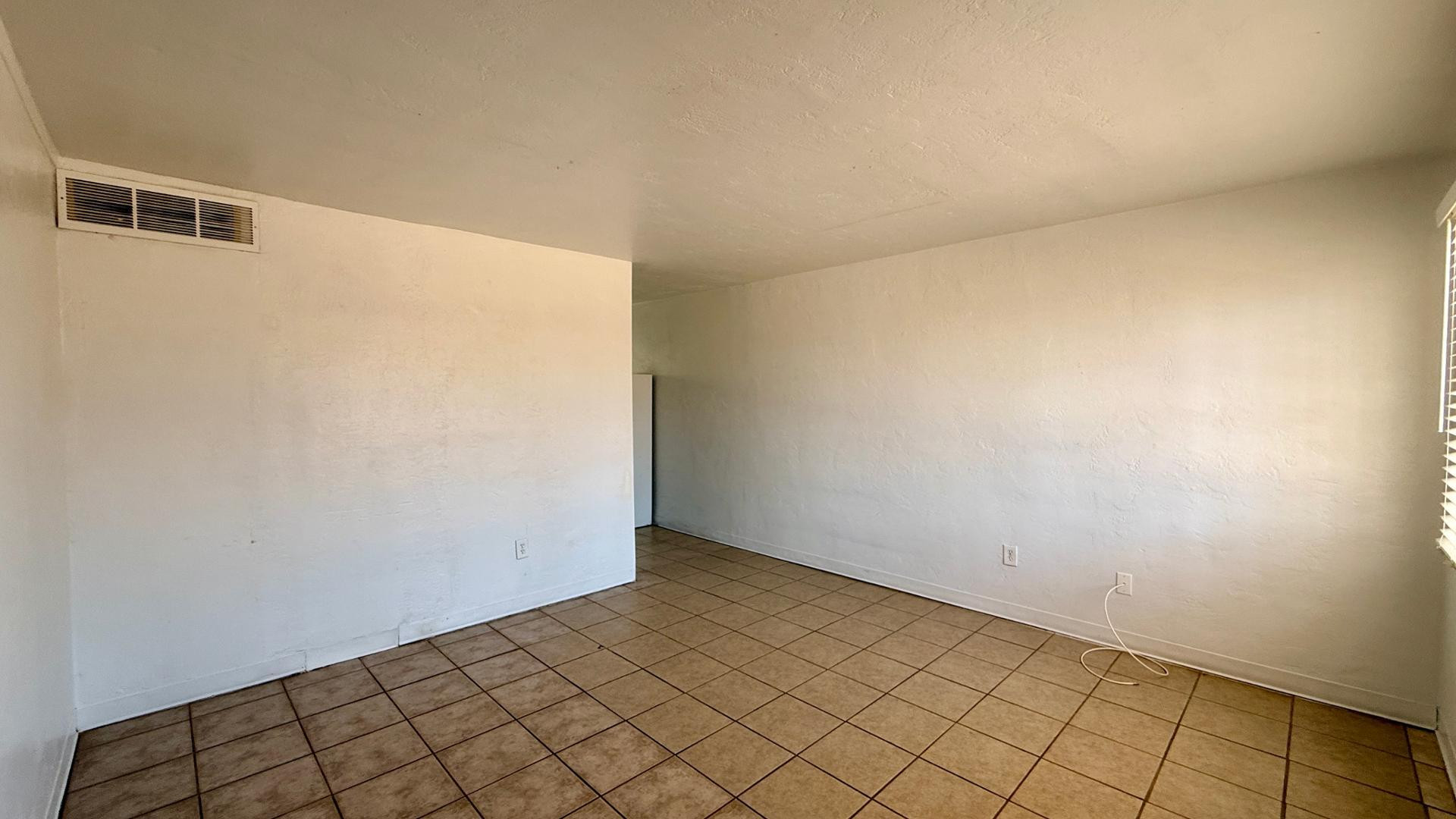 7532 N 21ST Avenue Apt 2