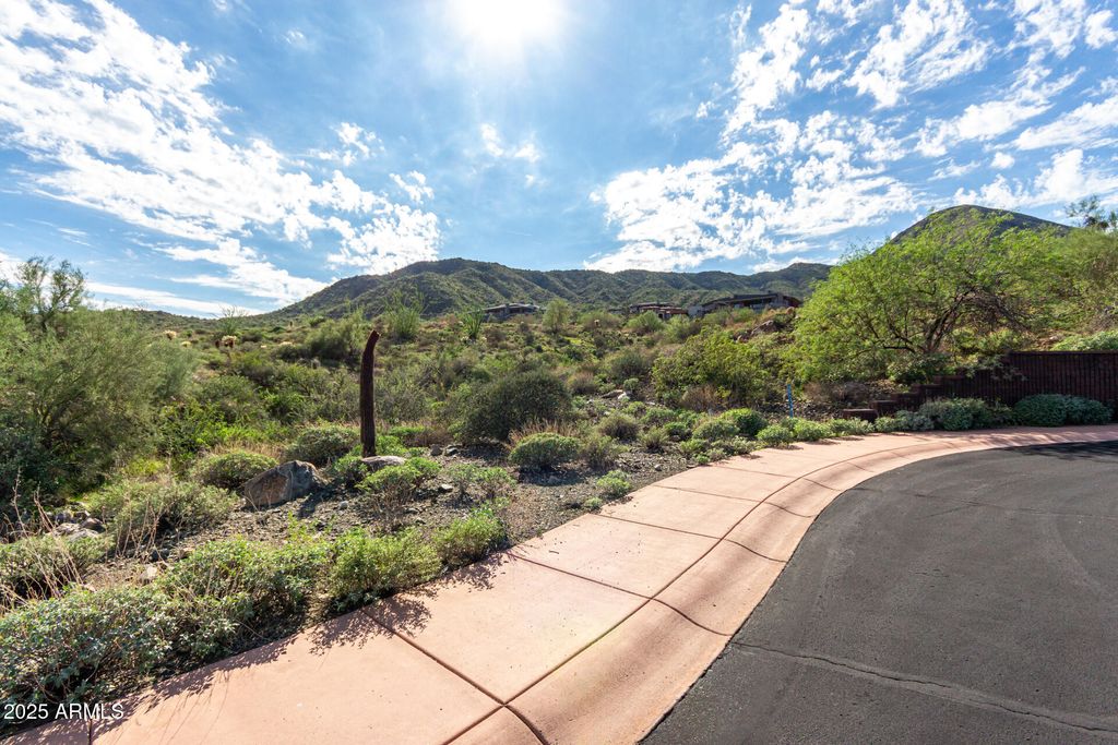 Photo of 14235 E Lone Wolf Trail #114, Fountain Hills, AZ 85268 (MLS # 6936033)
