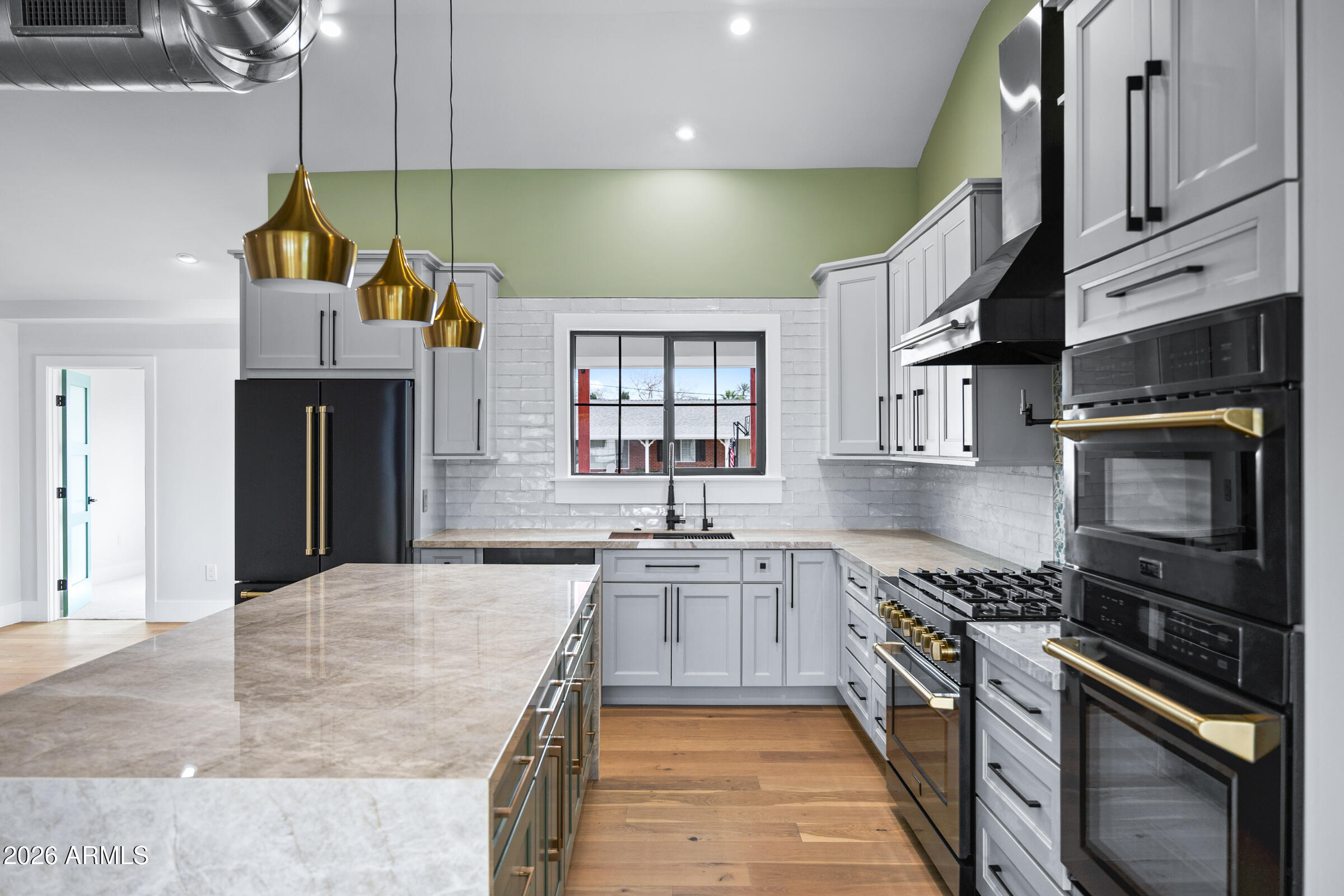 3616 E FAIRMOUNT Avenue