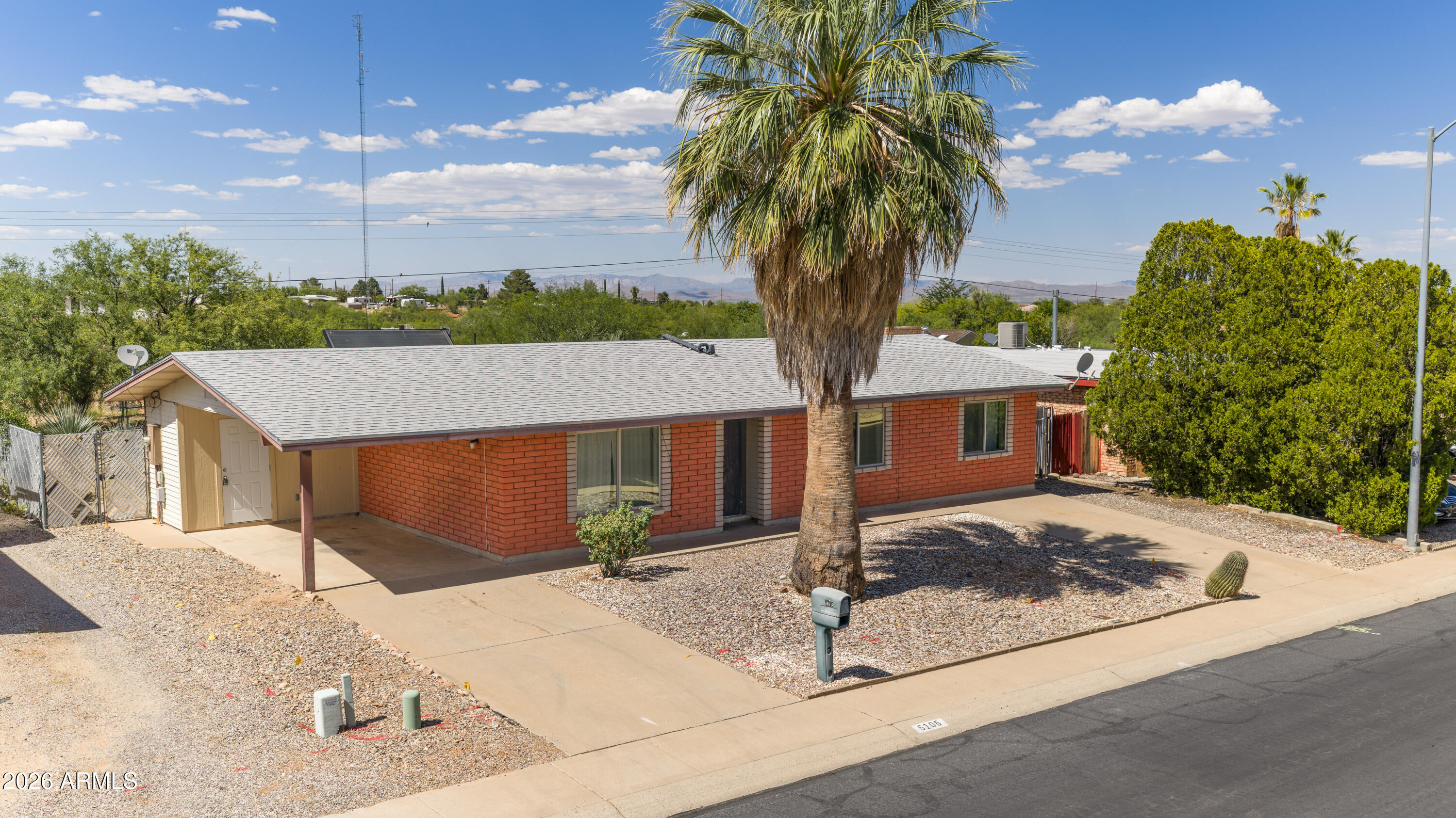 5105 CAMINO DEL NORTE --