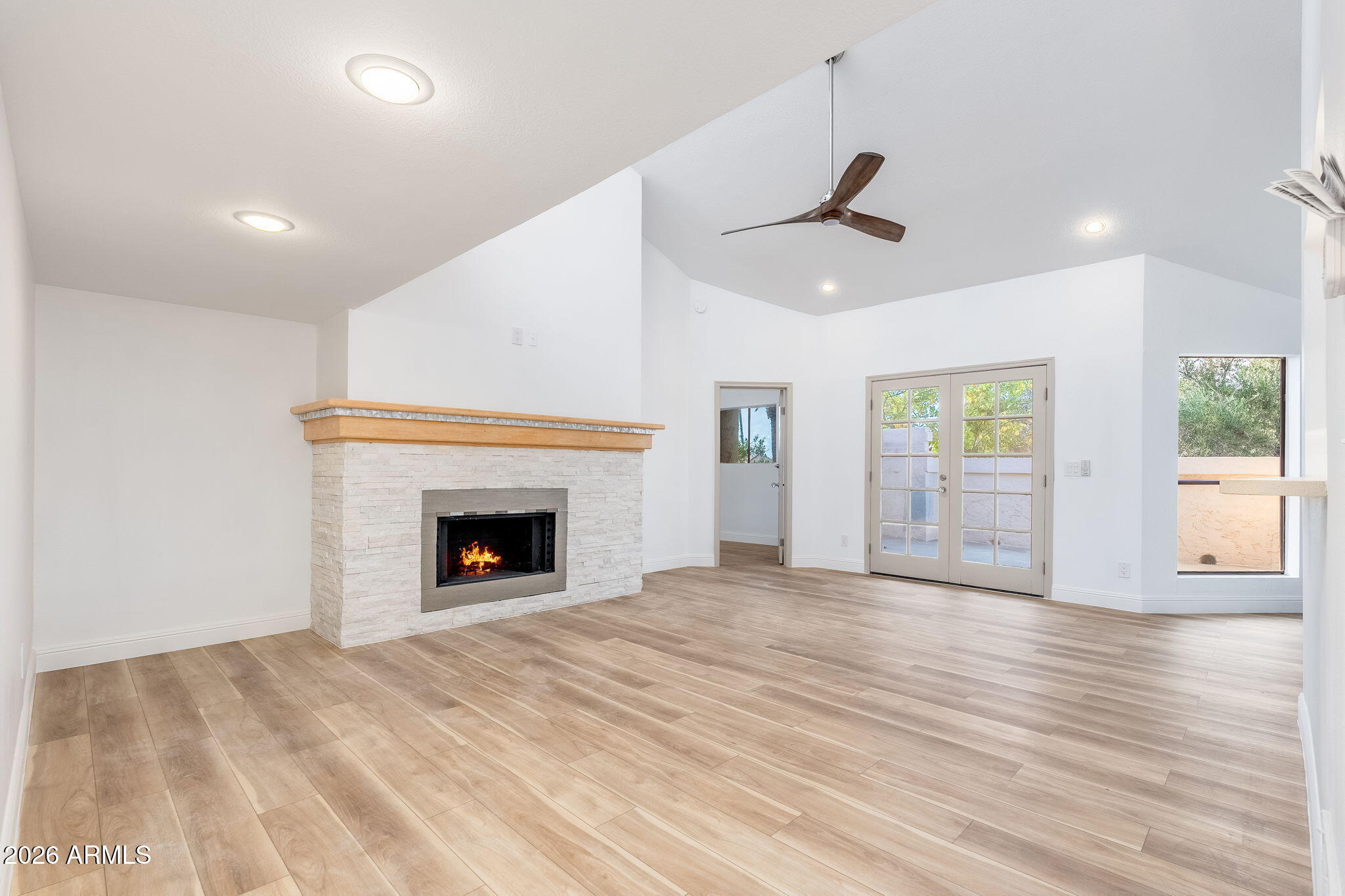 9709 E MOUNTAIN VIEW Road 2705