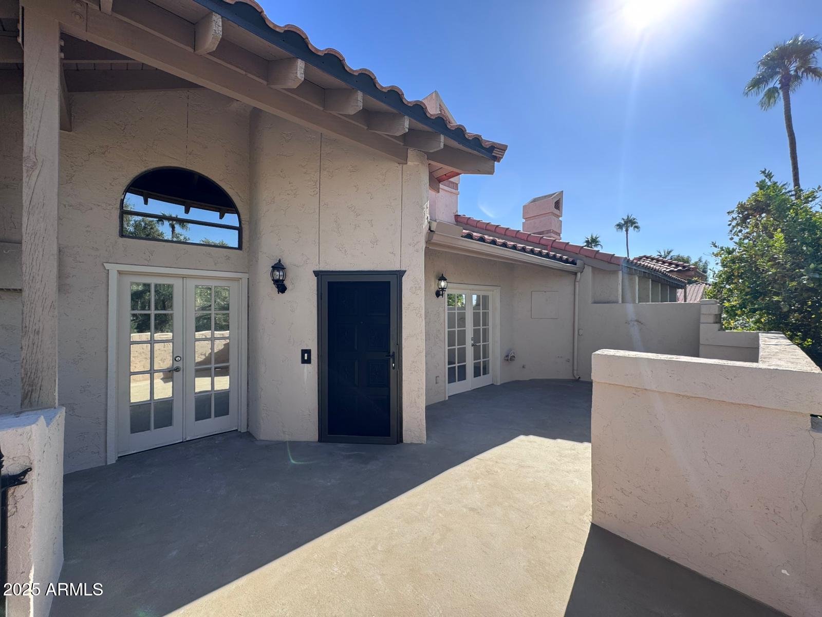 9709 E MOUNTAIN VIEW Road 2705