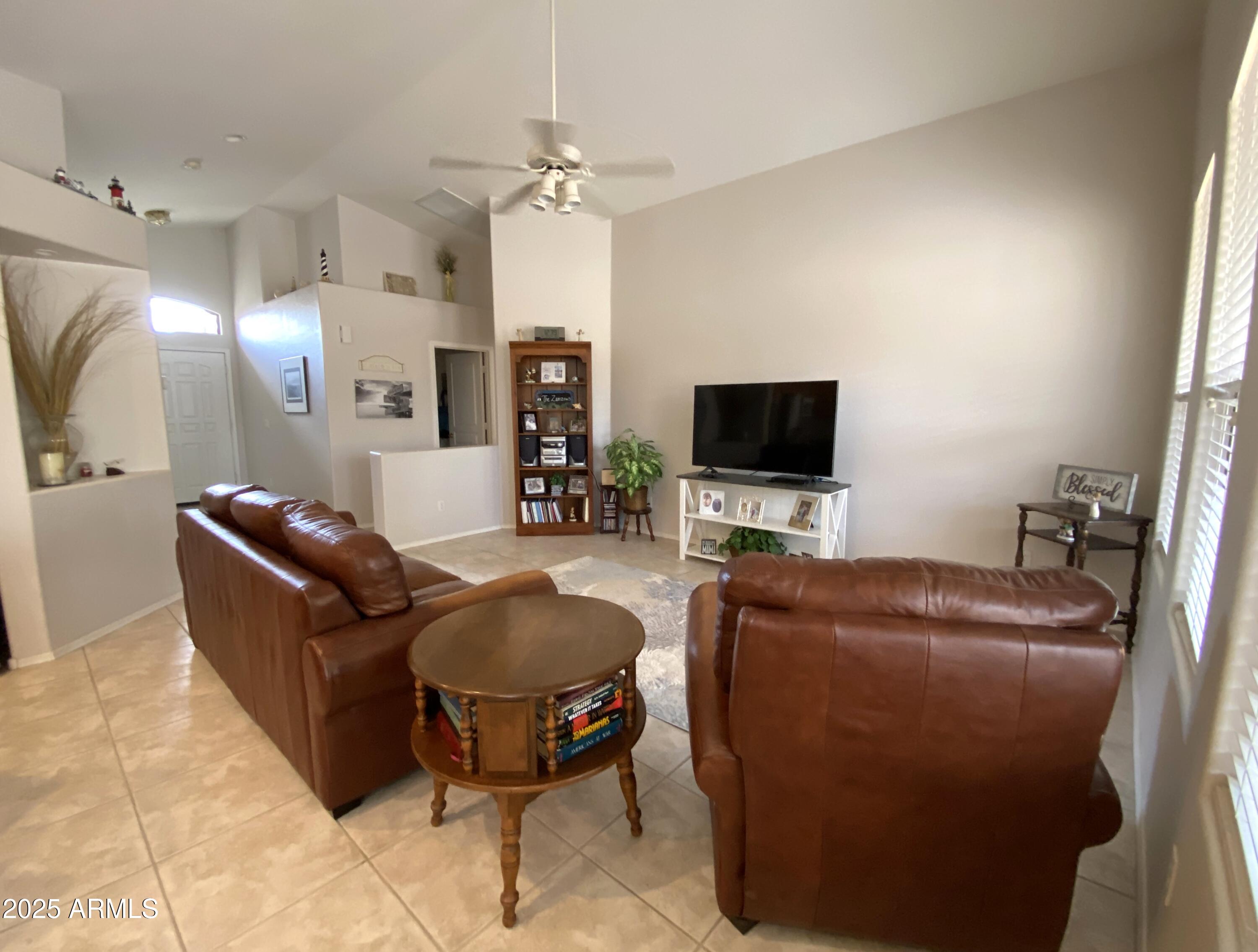 6432 W VILLA LINDA Drive