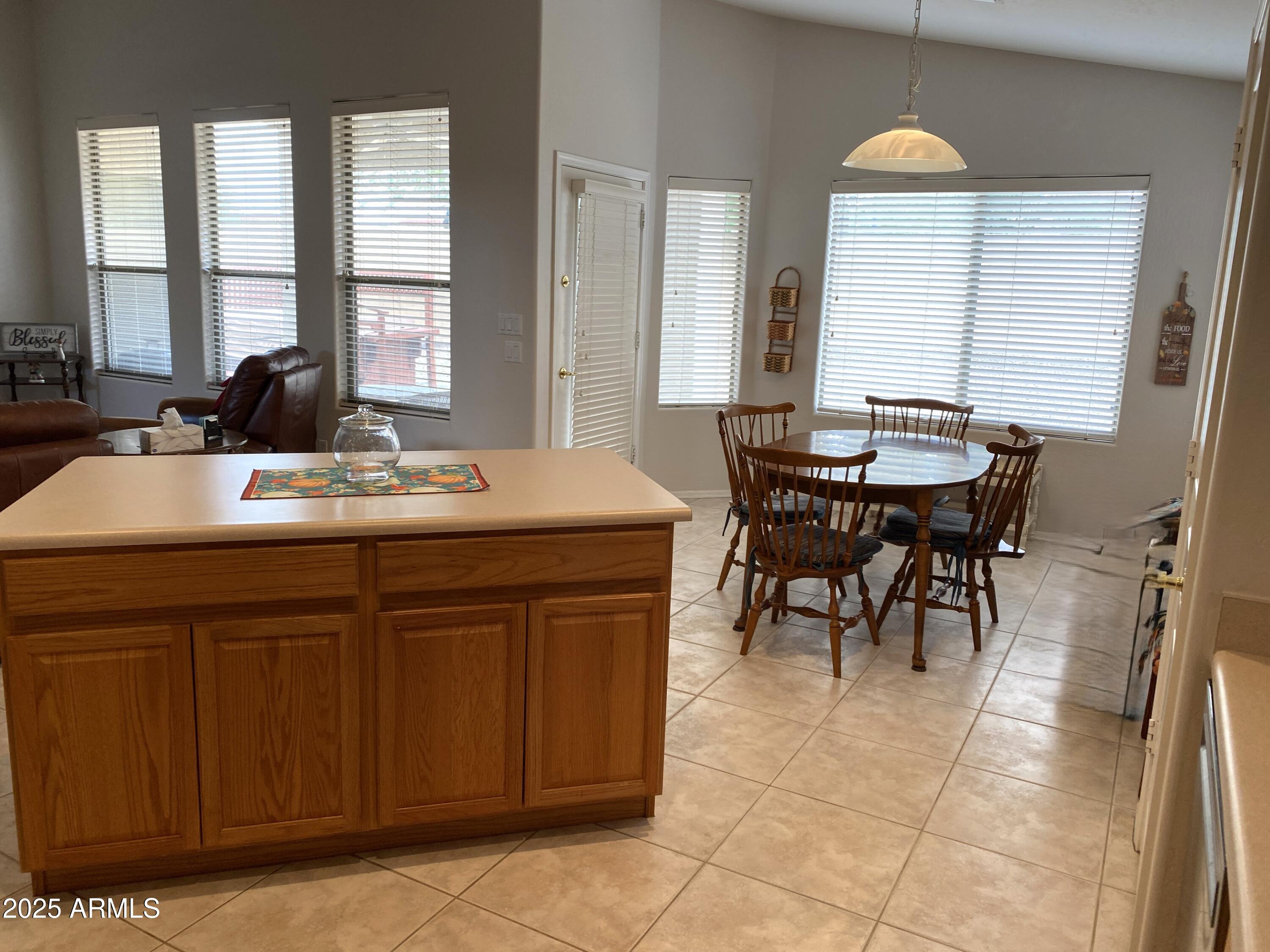 6432 W VILLA LINDA Drive