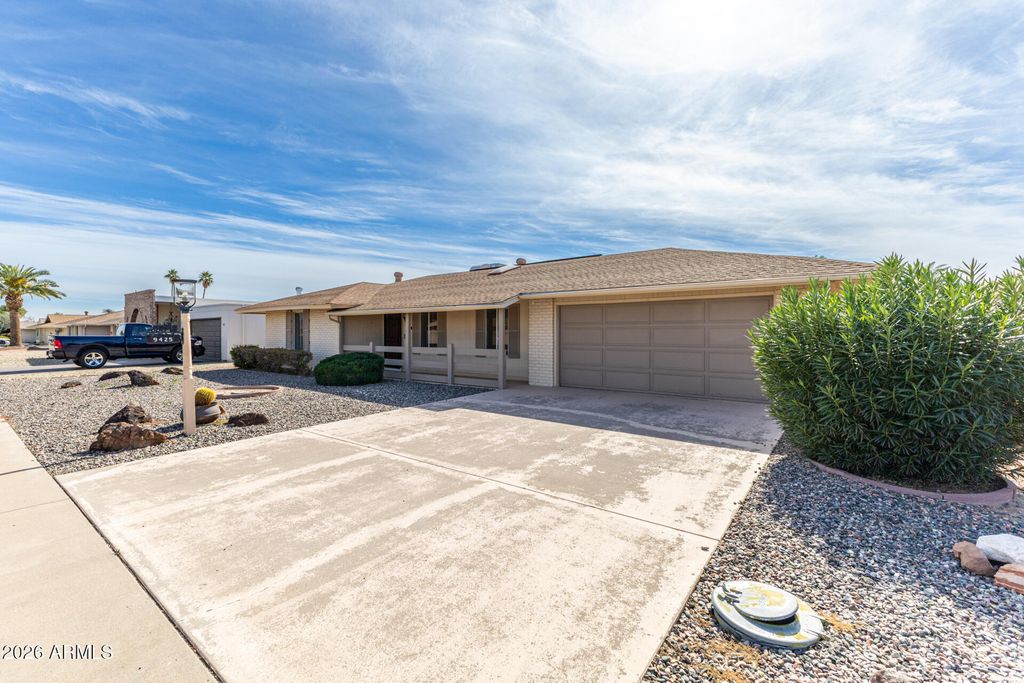 Photo of 9425 W Rolling Hills Drive, Sun City, AZ 85351 (MLS # 6984071)