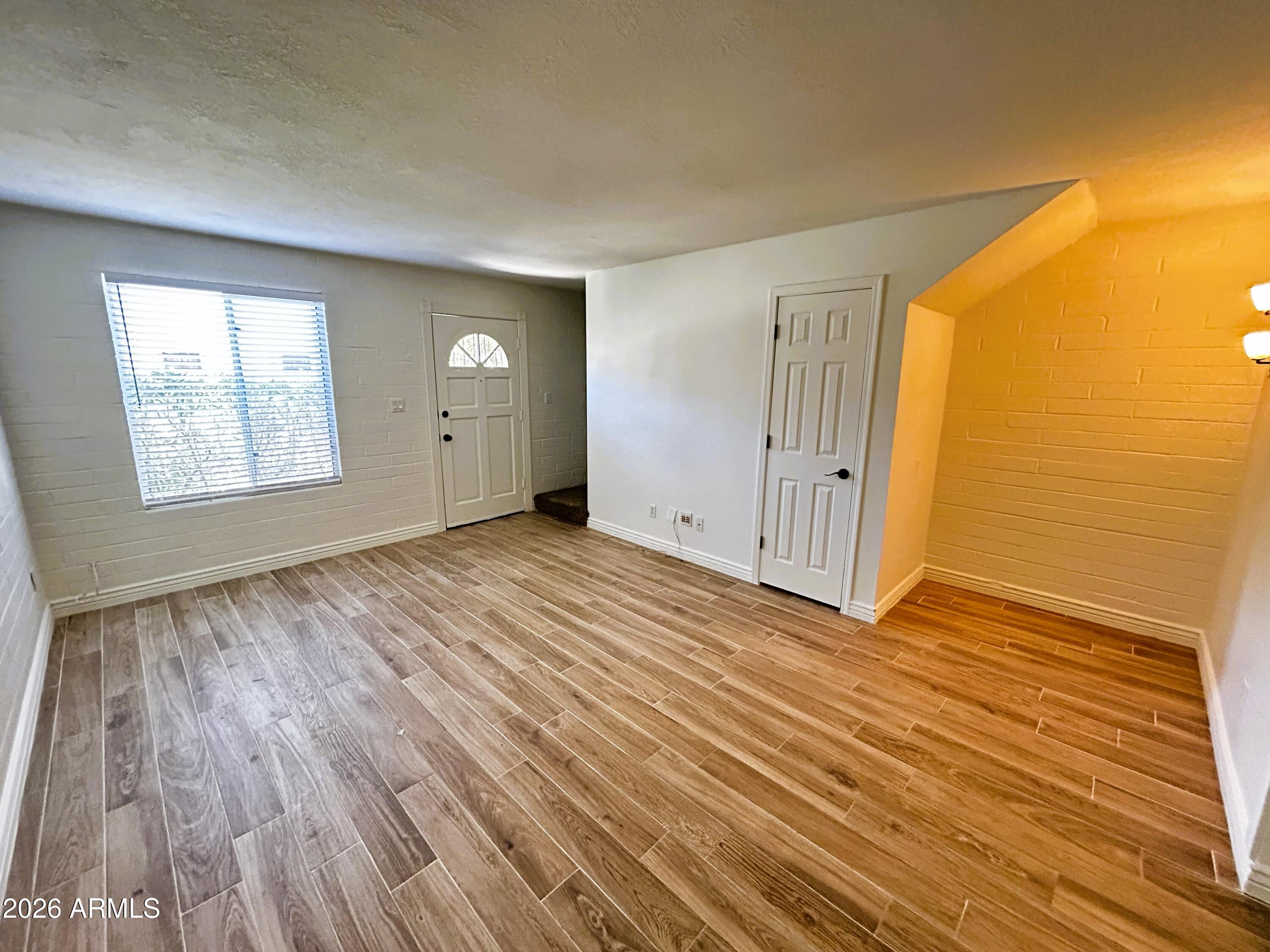 4846 N WOODMERE FAIRWAY -- 3