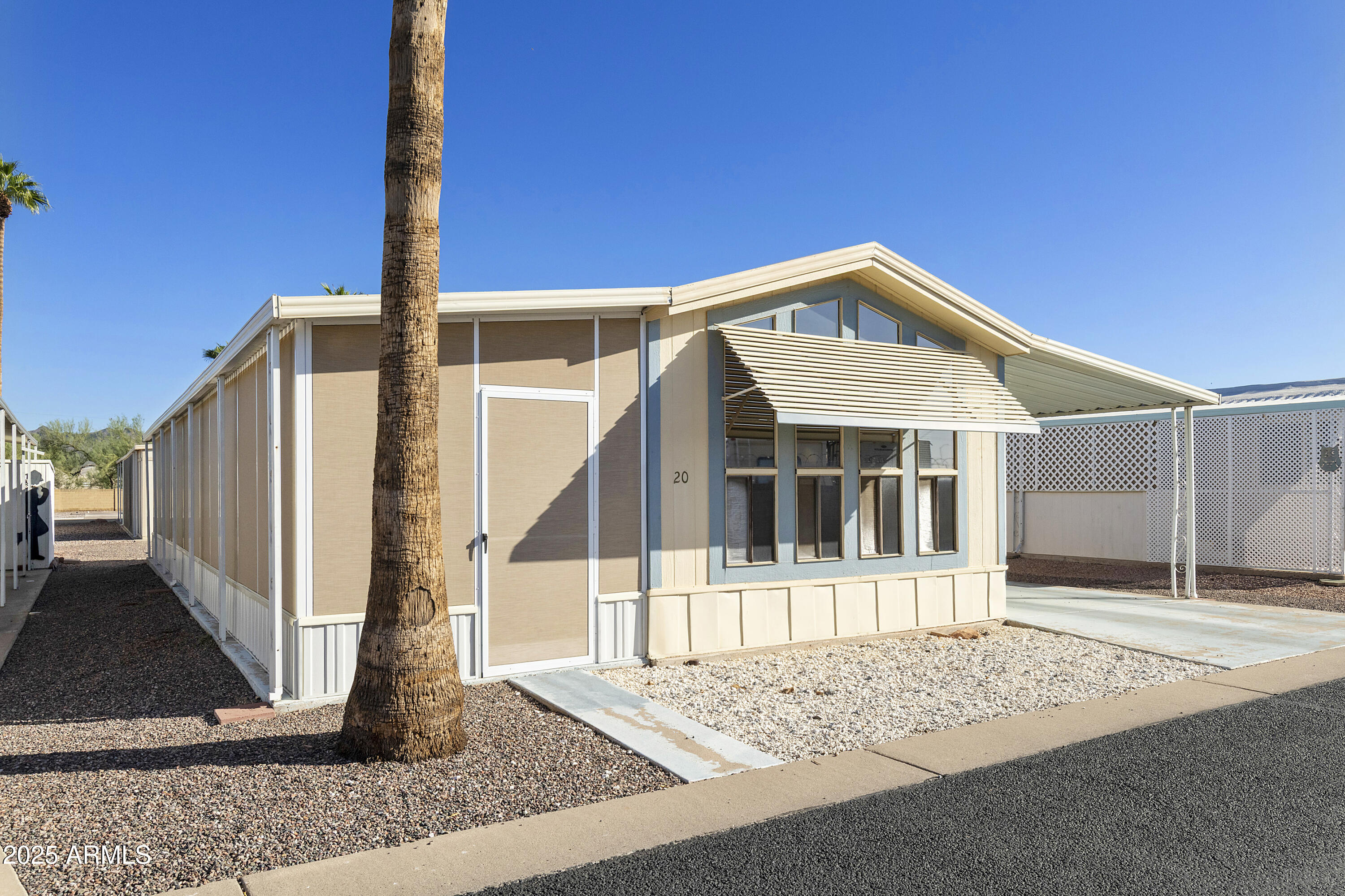 2900 W superstition Boulevard 20