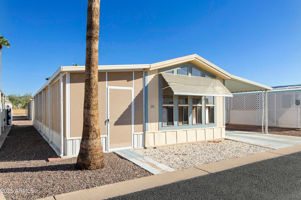 Photo of 2900 W Superstition Boulevard #20, Apache Junction, AZ 85120 (MLS # 6930013)