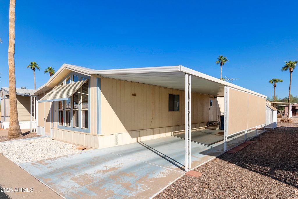 Photo of 2900 W Superstition Boulevard #20, Apache Junction, AZ 85120 (MLS # 6930013)