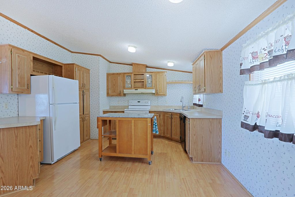 Photo of 1955 E Grovers Avenue #10, Phoenix, AZ 85022 (MLS # 6976910)