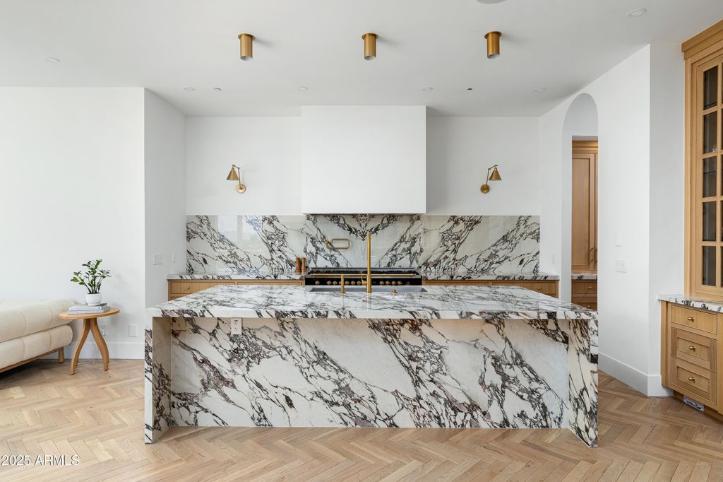 Photo of 54 W Palm Lane #54, Phoenix, AZ 85003 (MLS # 6977598)