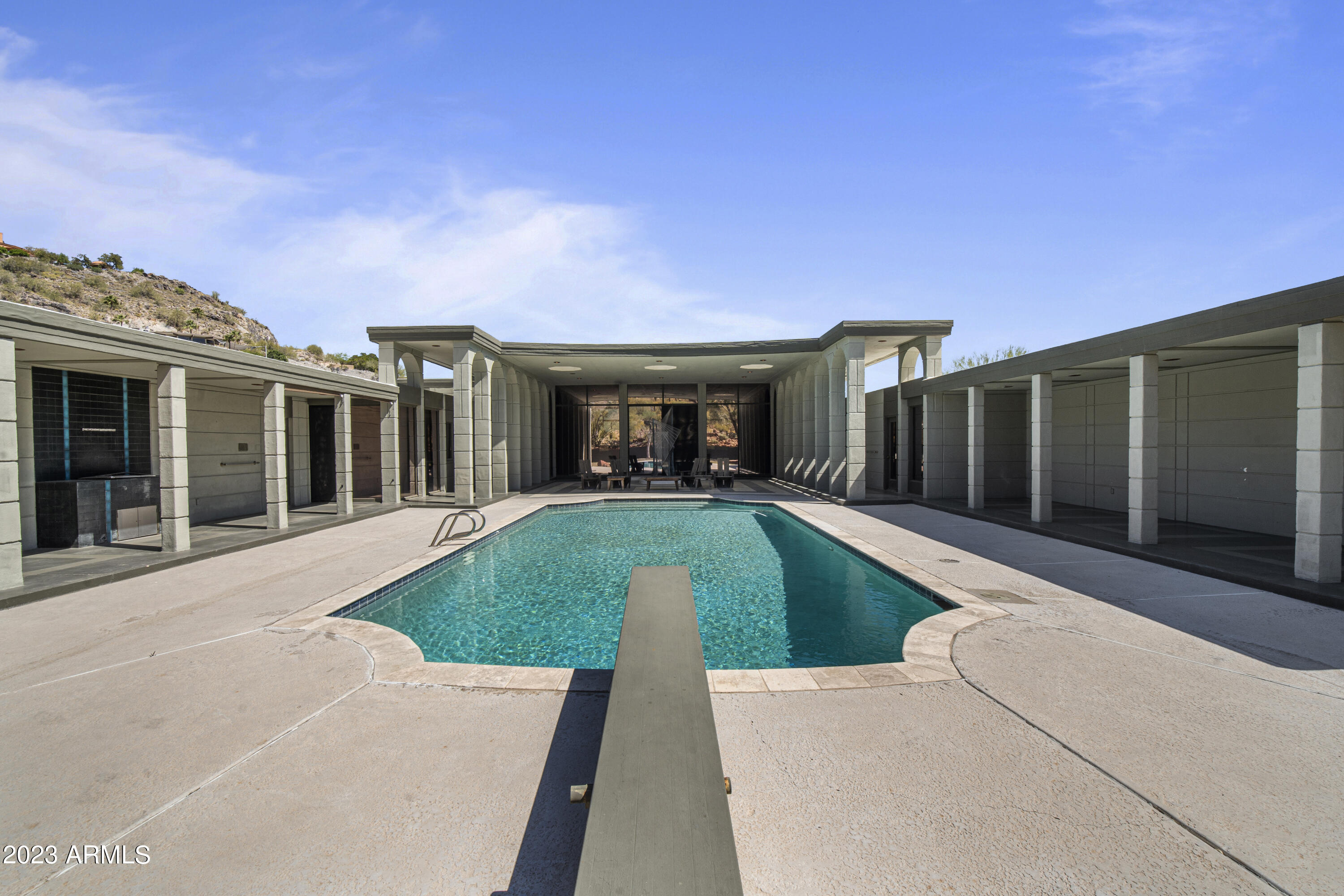 LINCOLN HEIGHTS - Residential