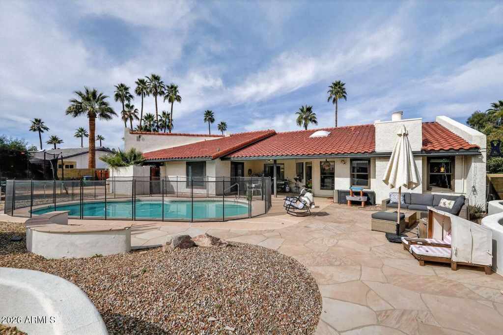 Photo of 623 N La Loma Avenue, Litchfield Park, AZ 85340 (MLS # 6989489)