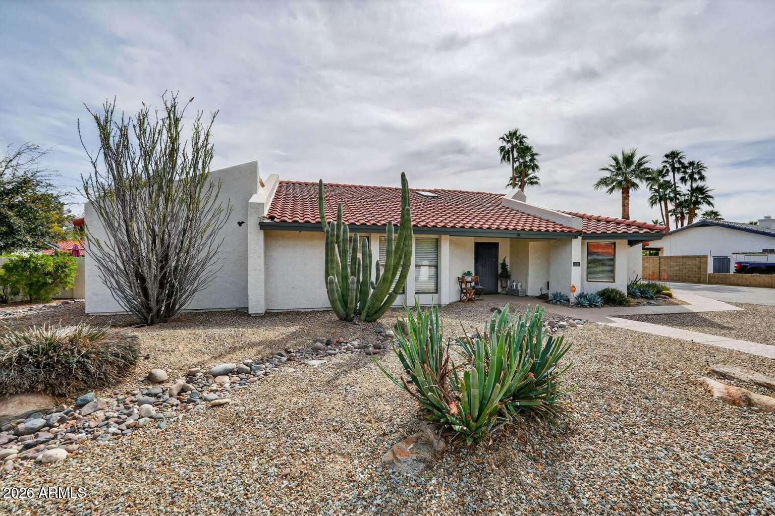 623 N LA LOMA Avenue