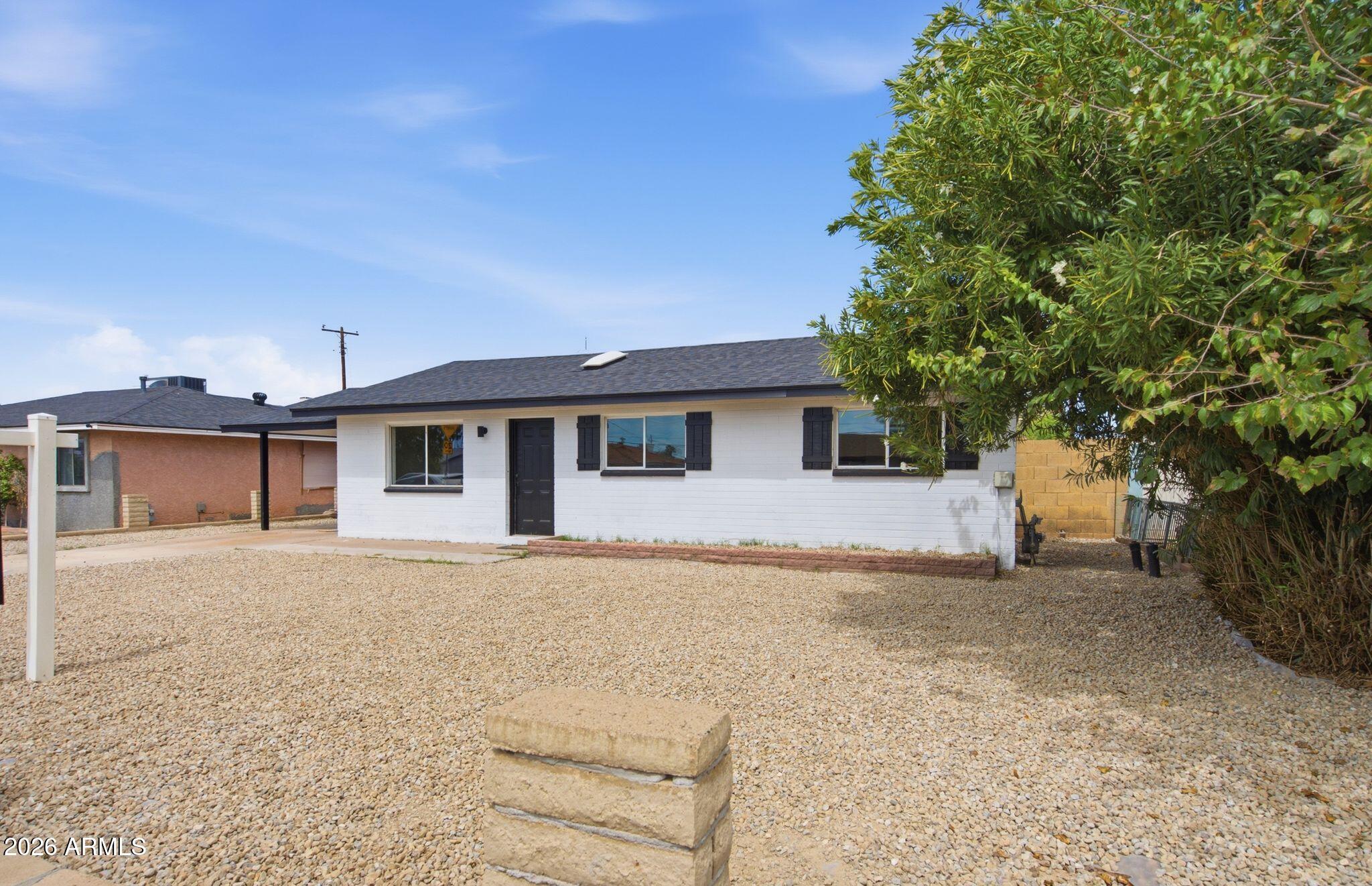 1416 W 6TH Drive