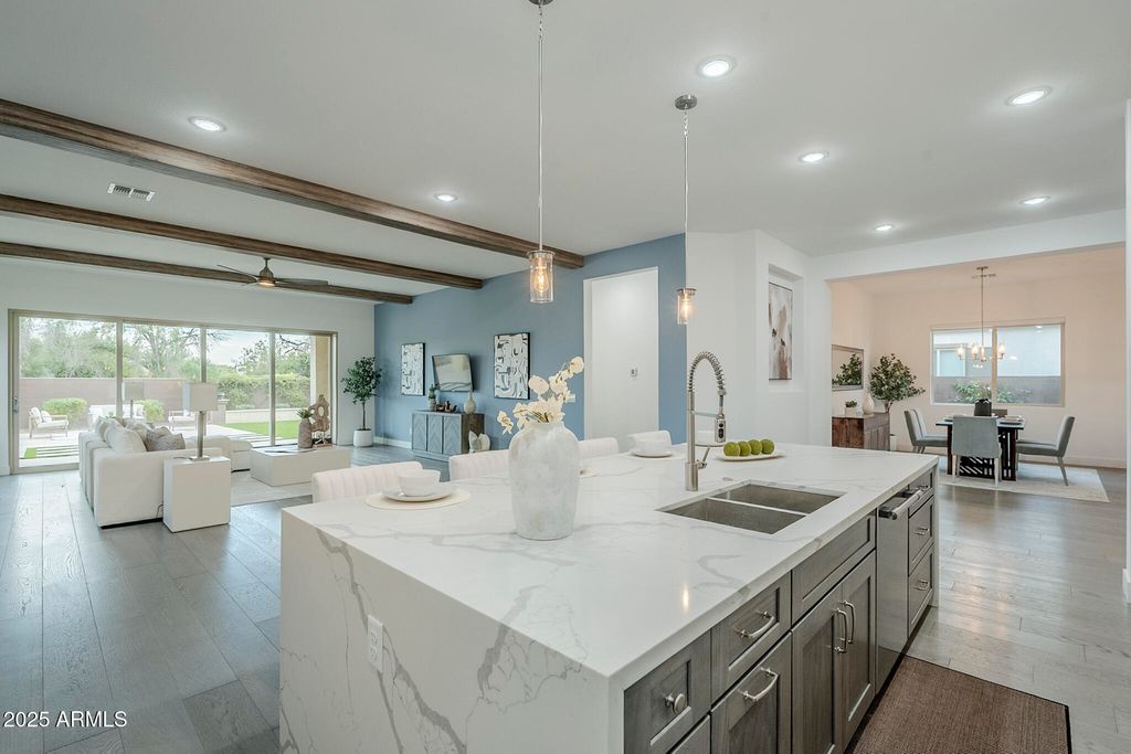 Photo of 7403 W Lisbon Lane, Peoria, AZ 85381 (MLS # 6929107)