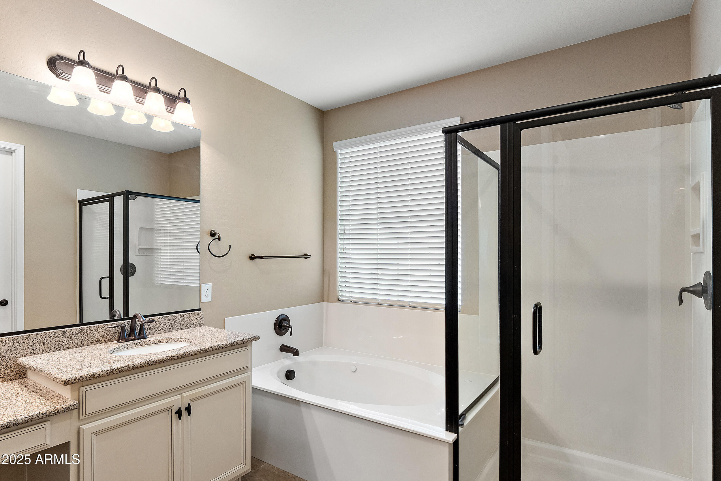 Chandler, Arizona 85249, United States, 4 Bedrooms Bedrooms, ,3 BathroomsBathrooms,Residential,Active,205113