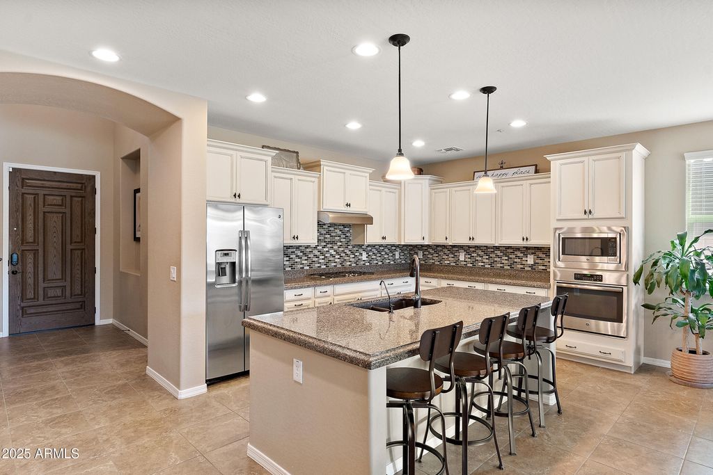 Photo of 475 E Torrey Pines Place, Chandler, AZ 85249 (MLS # 6912809)