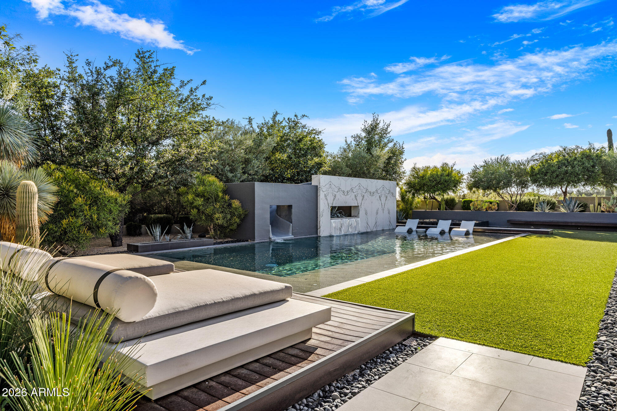 PINNACLE PEAK PLACE - Residential