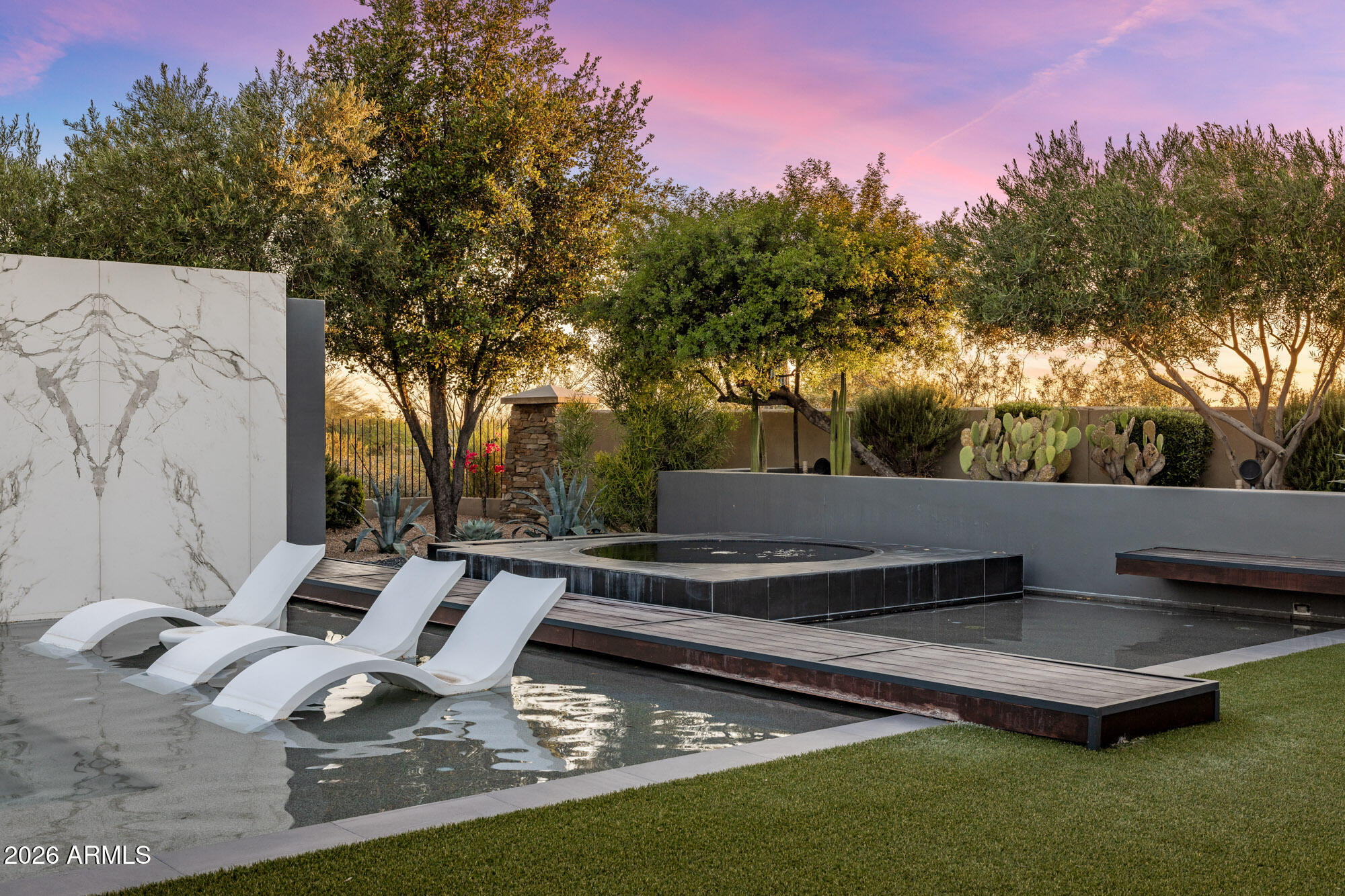 PINNACLE PEAK PLACE - Residential